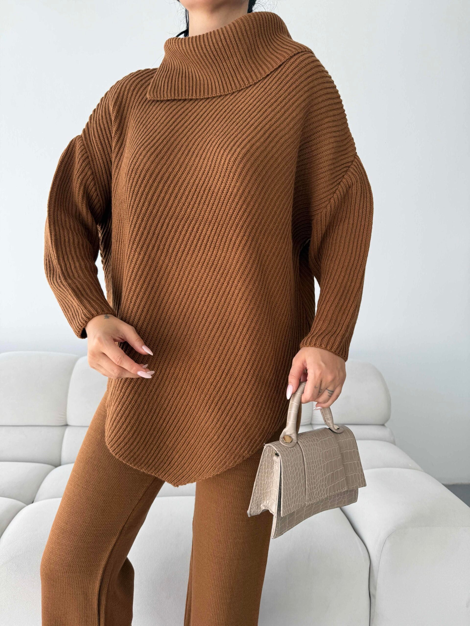 Mektup Yaka Triko Takım 1555