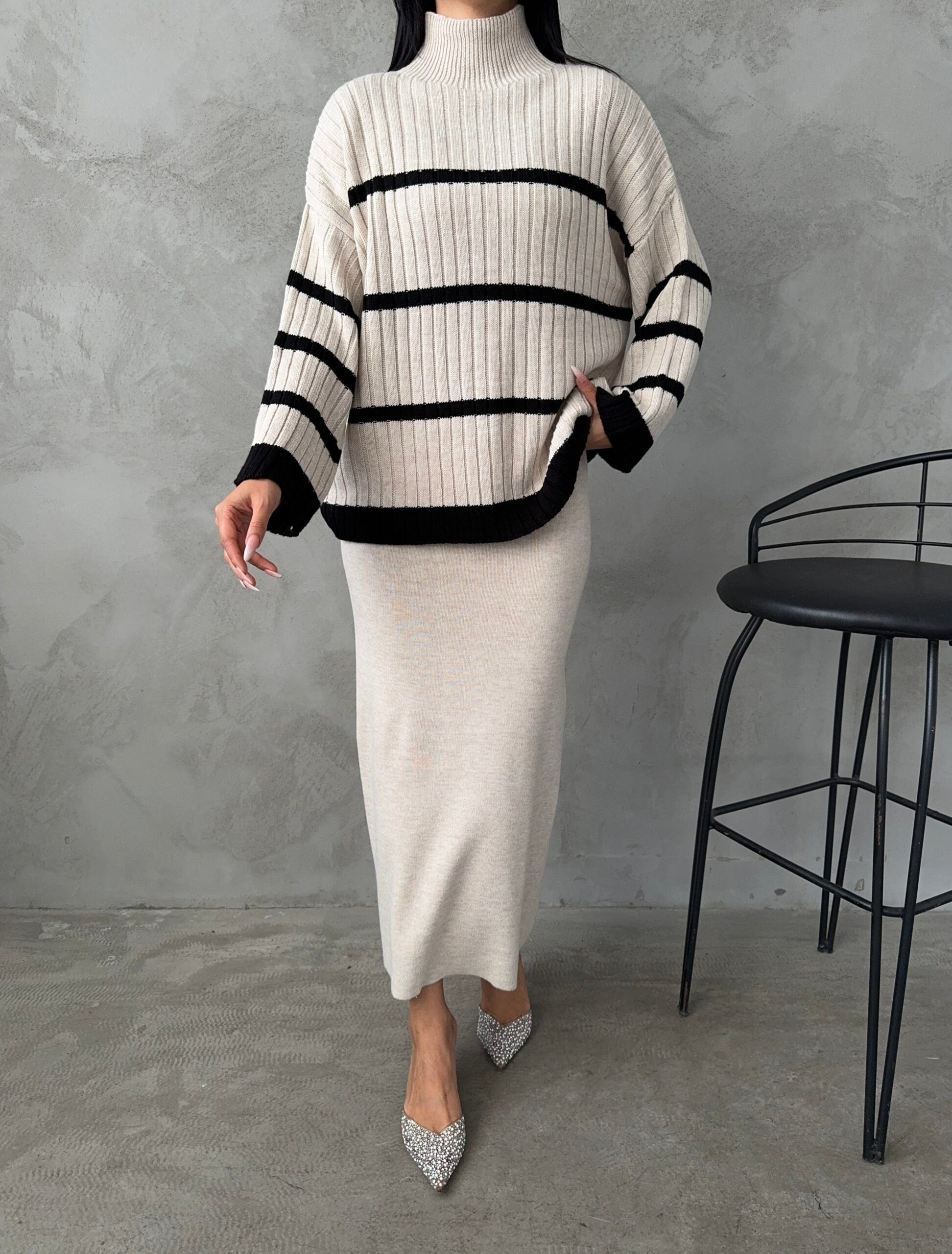 Balıkçı Yaka Etekli Triko Takım 1500