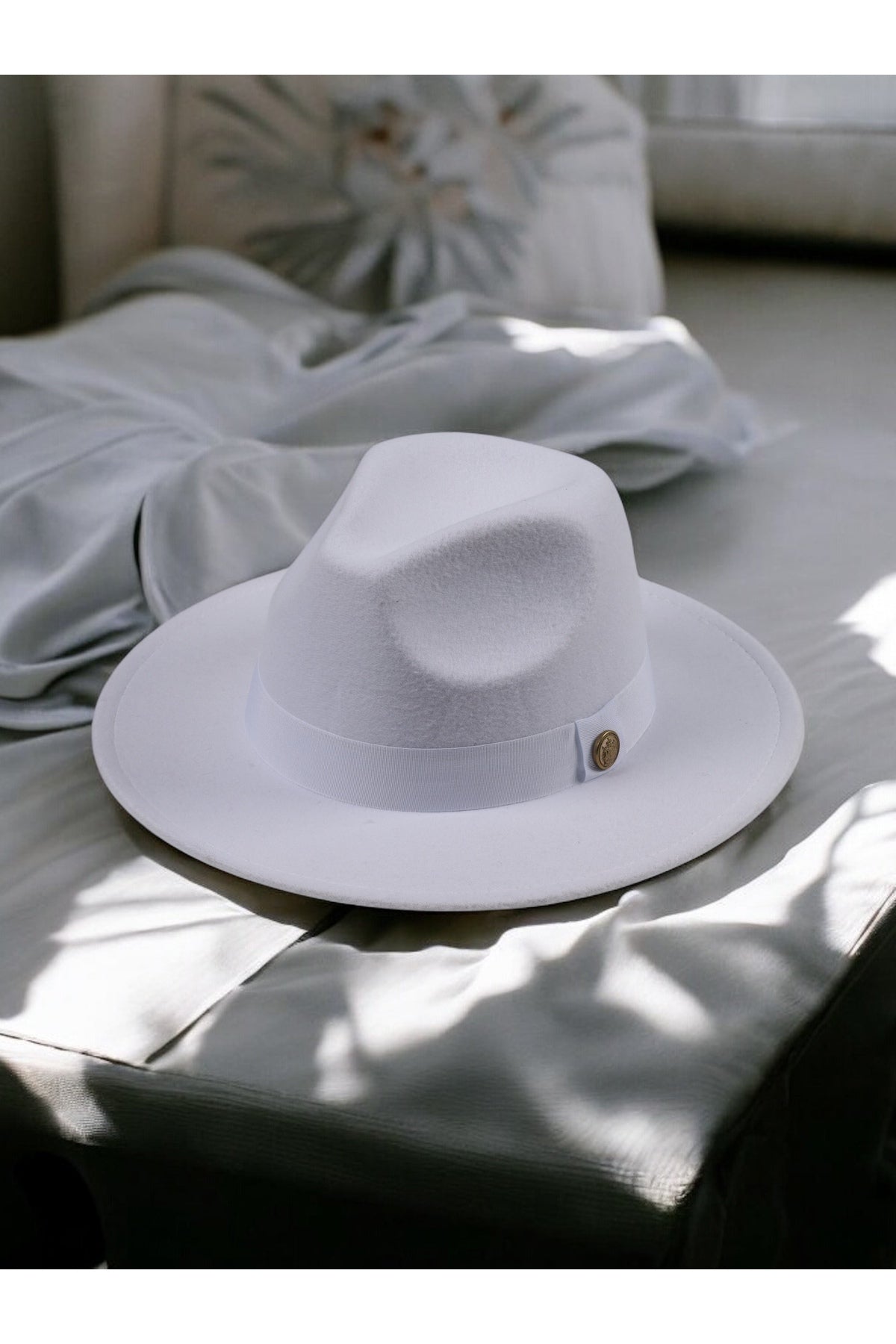 Şık Beyaz Geniş Kenarlı Zarif Panama Fötr Şapka - Kaliteli Ve Şık Aksesuar Spk1145