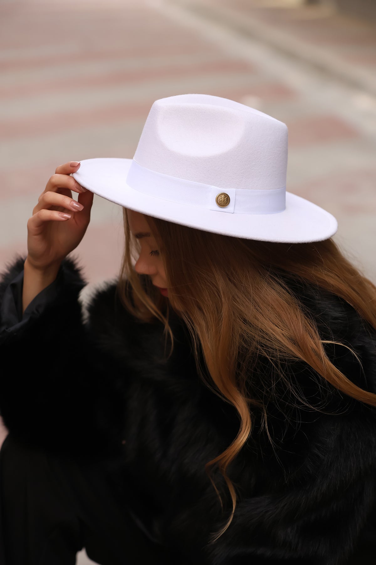 Şık Beyaz Geniş Kenarlı Zarif Panama Fötr Şapka - Kaliteli Ve Şık Aksesuar Spk1145