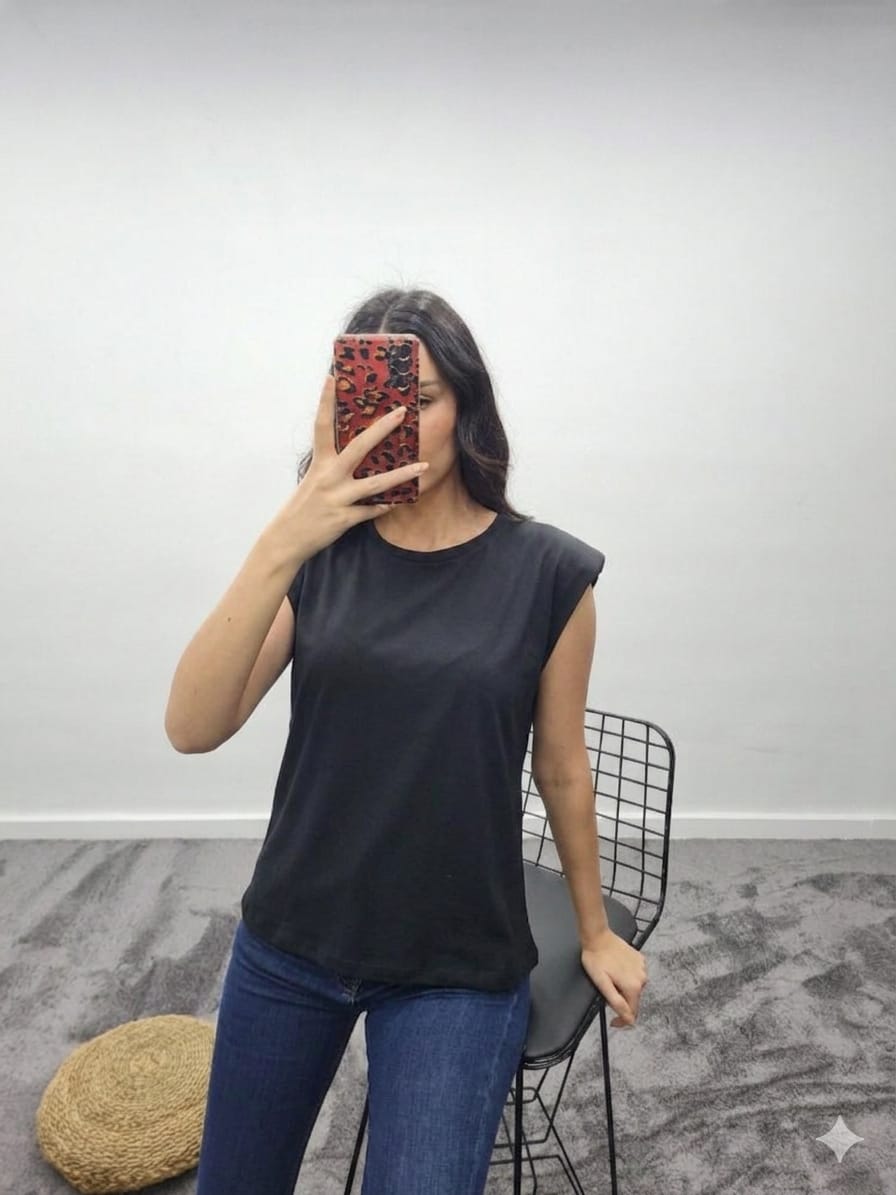Vatkalı Bisiklet Yaka T-Shirt