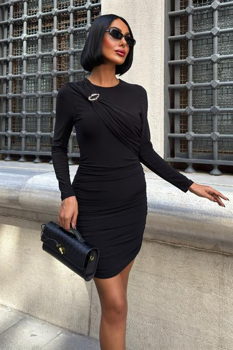 Aksesuar Detaylı ve Büzgülü Slim Elbise 2913