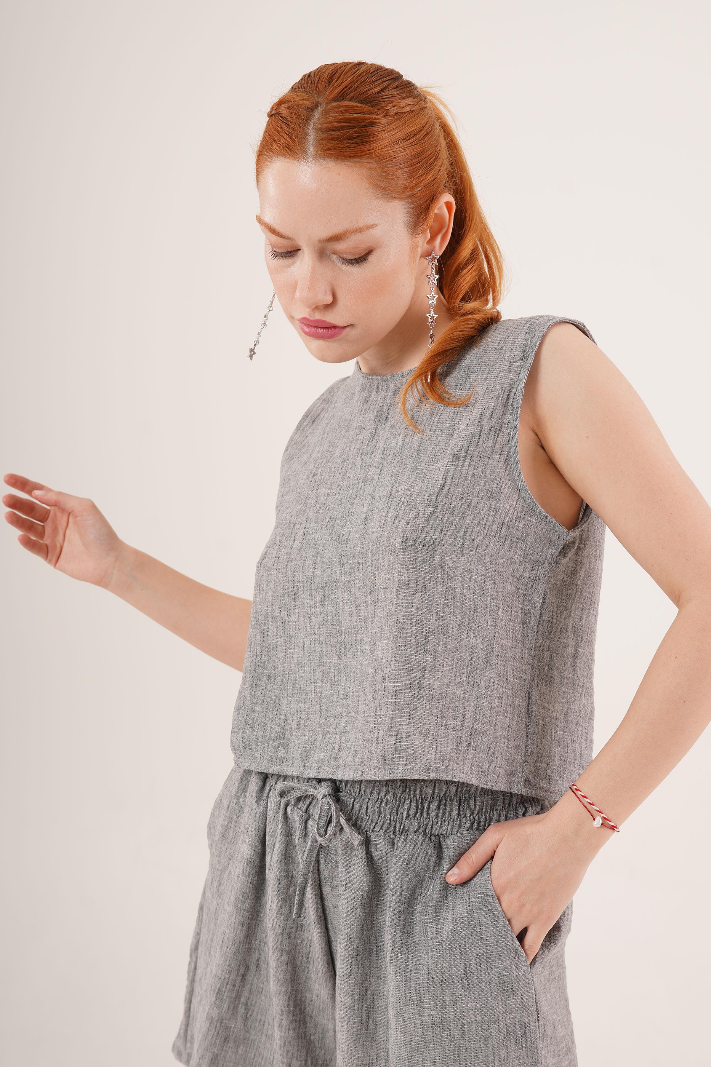 Arkası Düğme Detaylı Bluz Ve Cepli Şort İkili Toptan Antrasit Takım