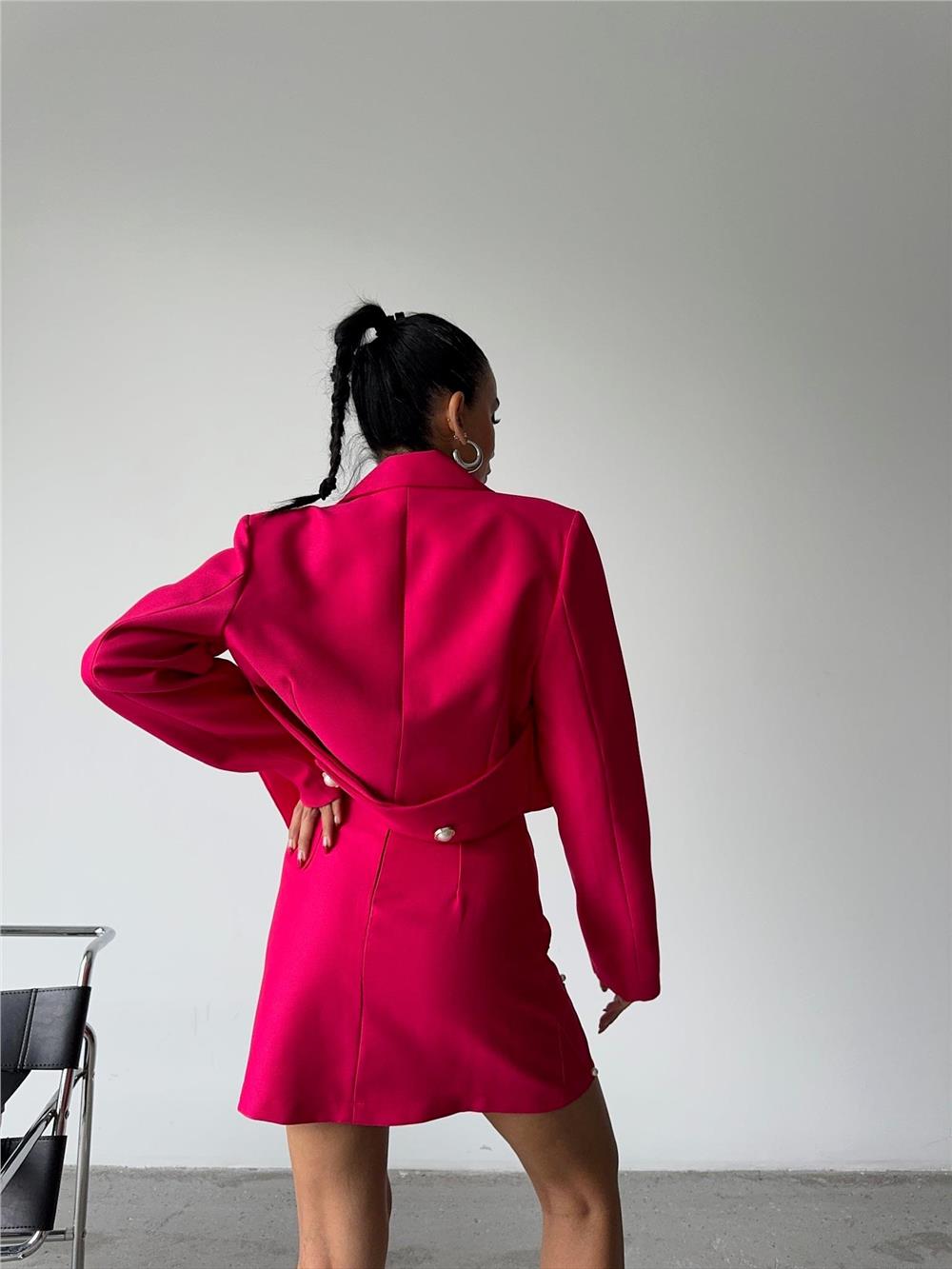 ARKASI İNCİ DÜĞME DETAYLI CROP CEKET - Fuşya