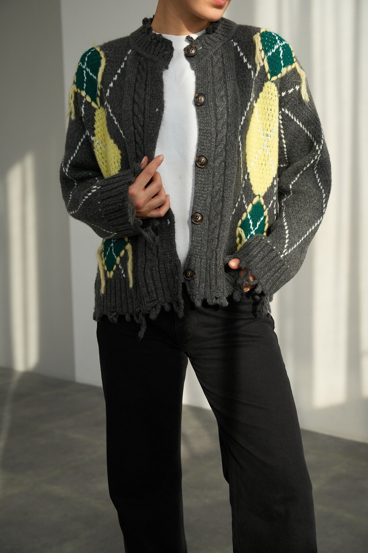 Anthracite-Petroleum Baklava Pattern Fringed Cardigan