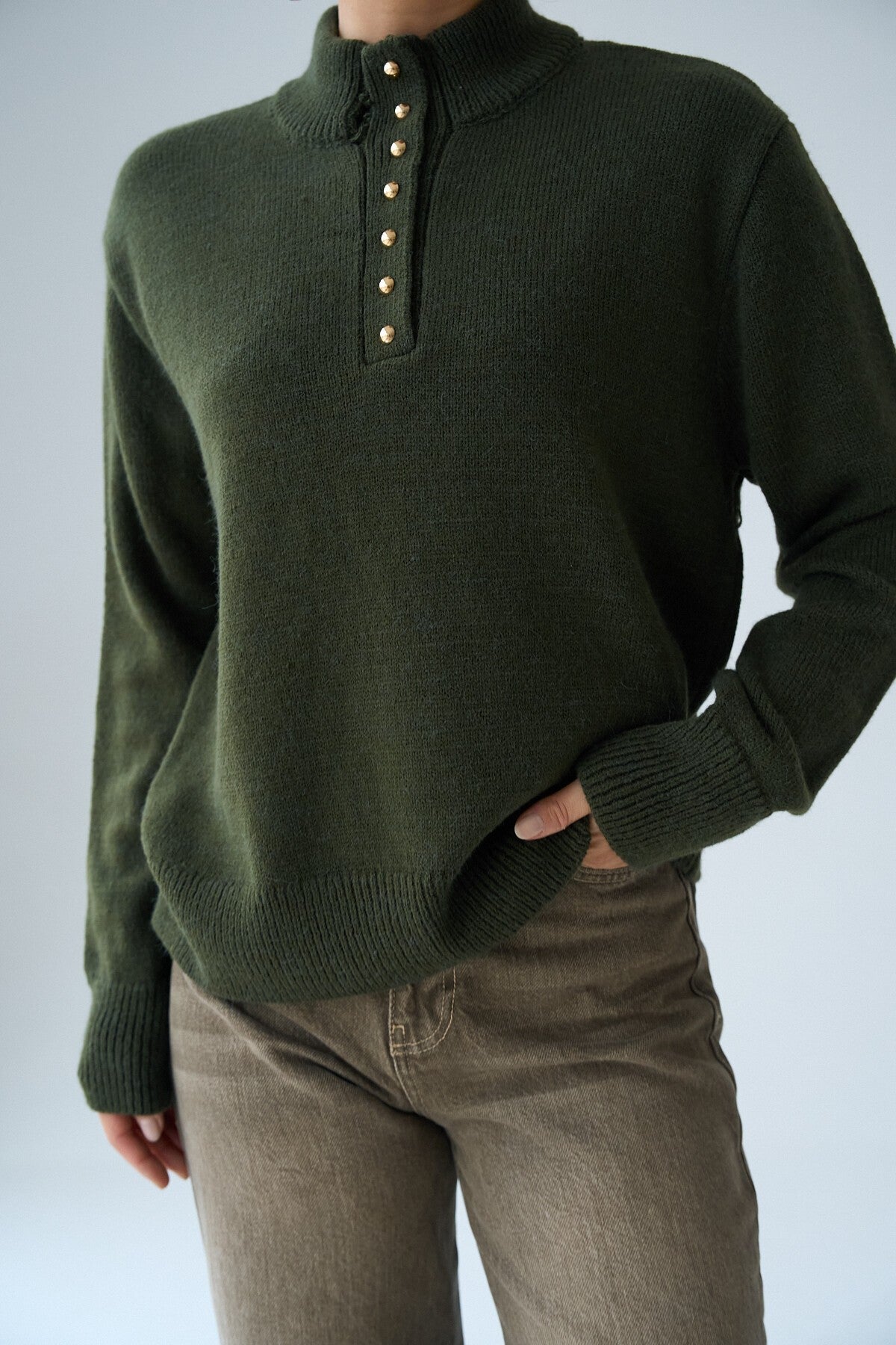 Khaki Turtleneck Long-Sleeved Sweater