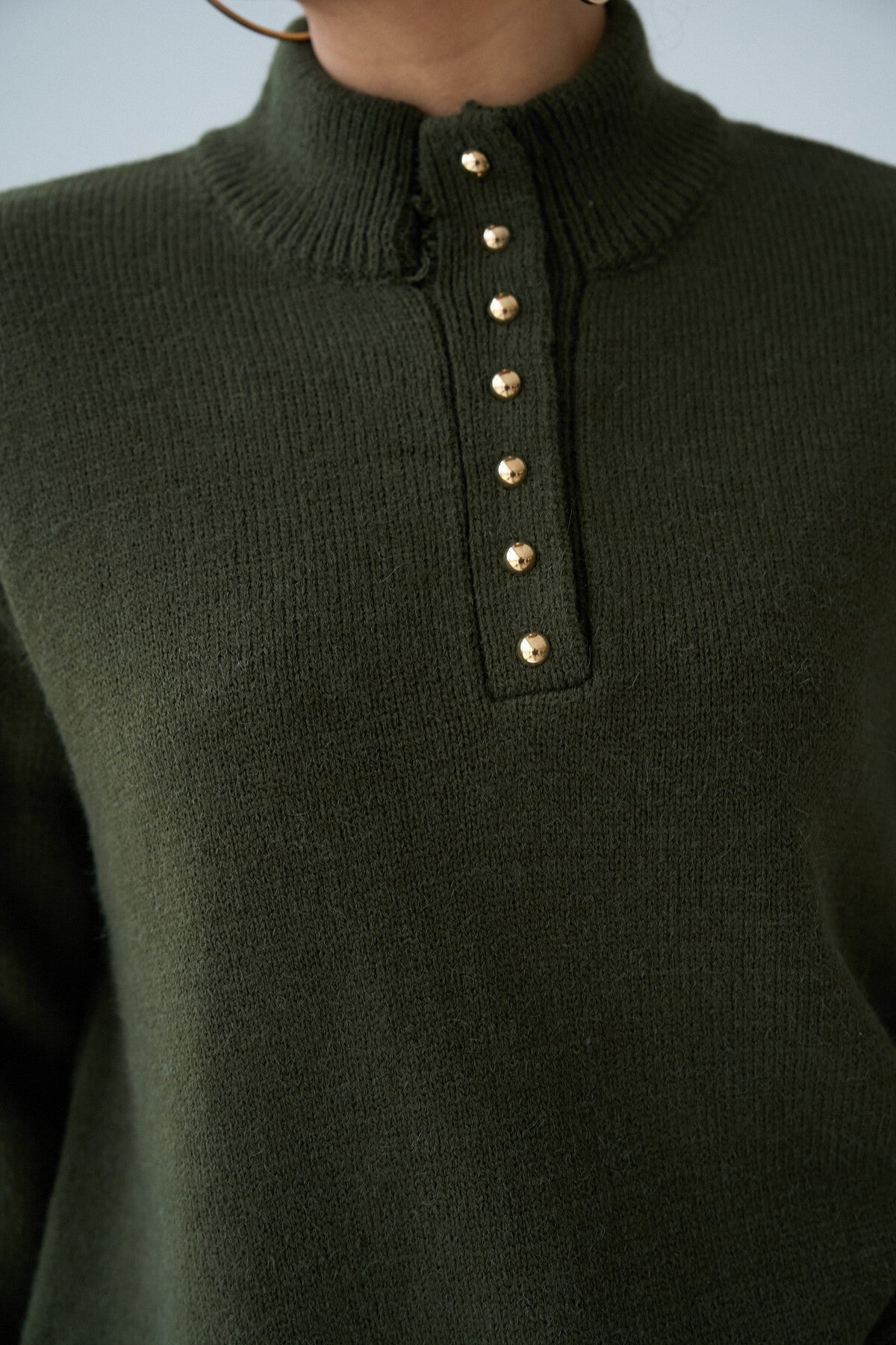 Khaki Turtleneck Long-Sleeved Sweater