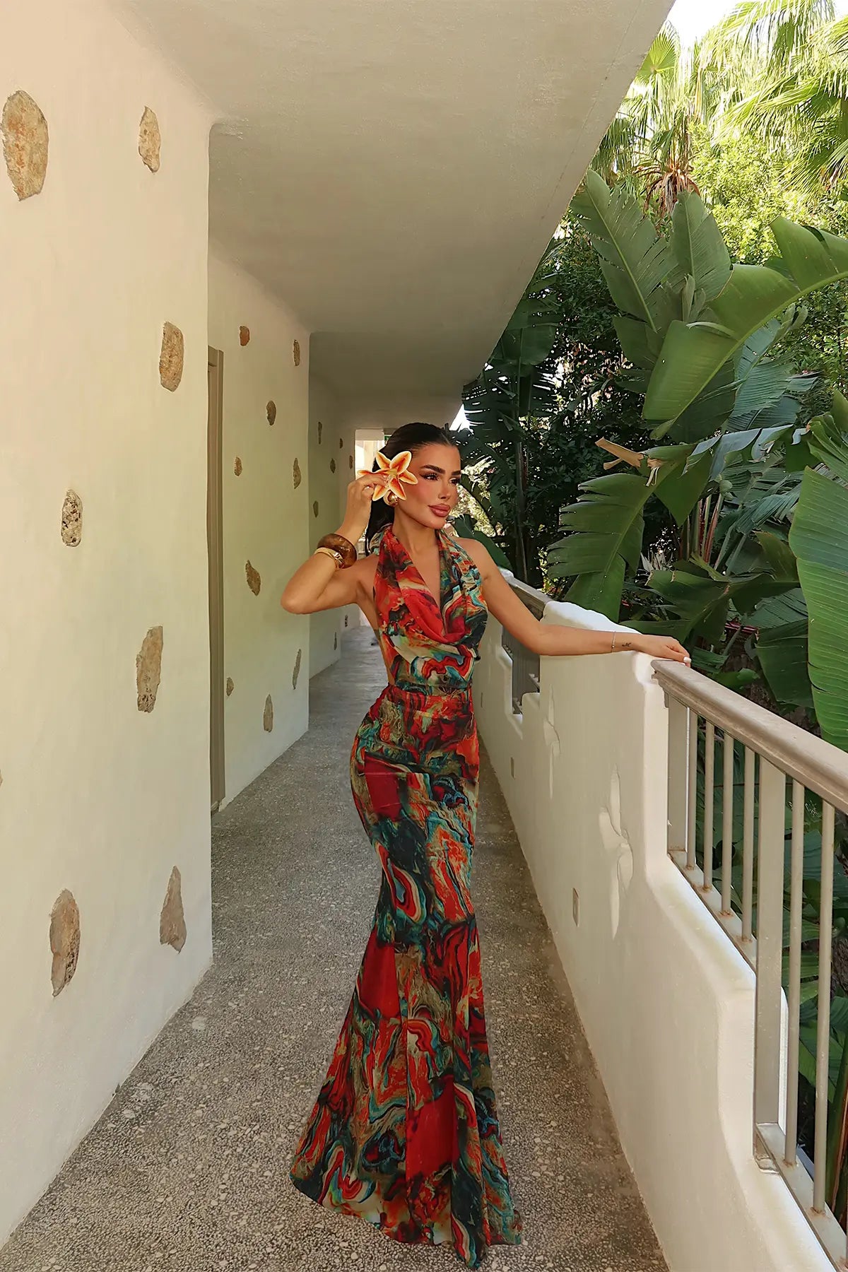 Batik Desen Askılı Uzun Elbise