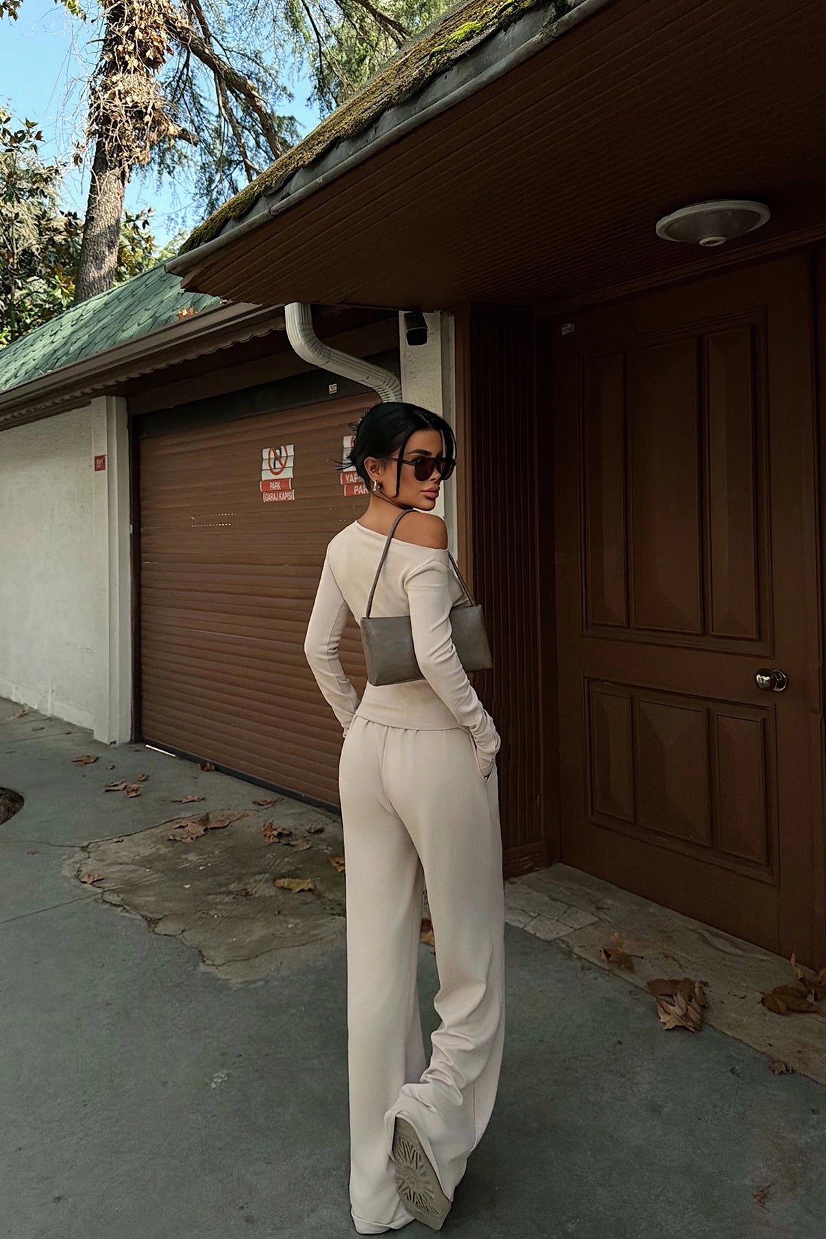 Beige Borelli Set
