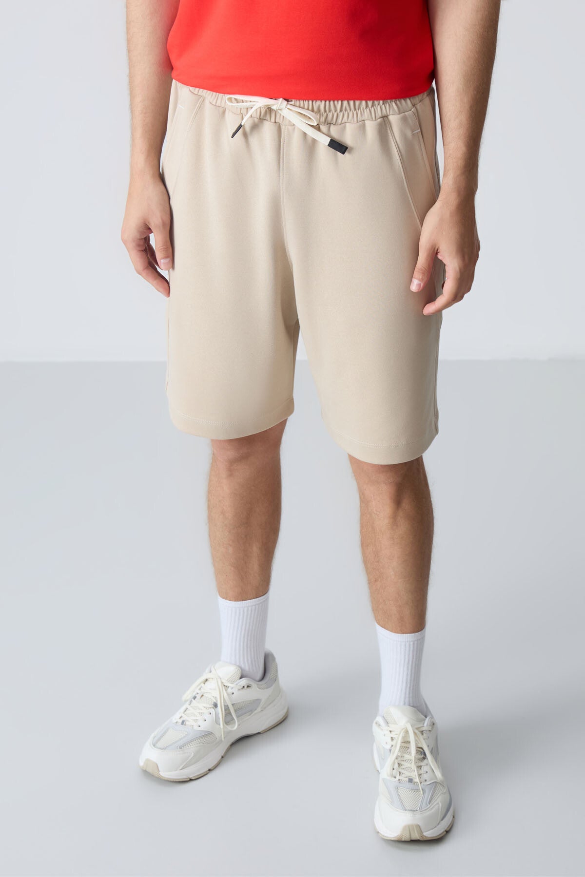Bej Pamuklu Kalın Yumuşak Dokulu Standart Fit Basic Erkek Şort  - 81278
