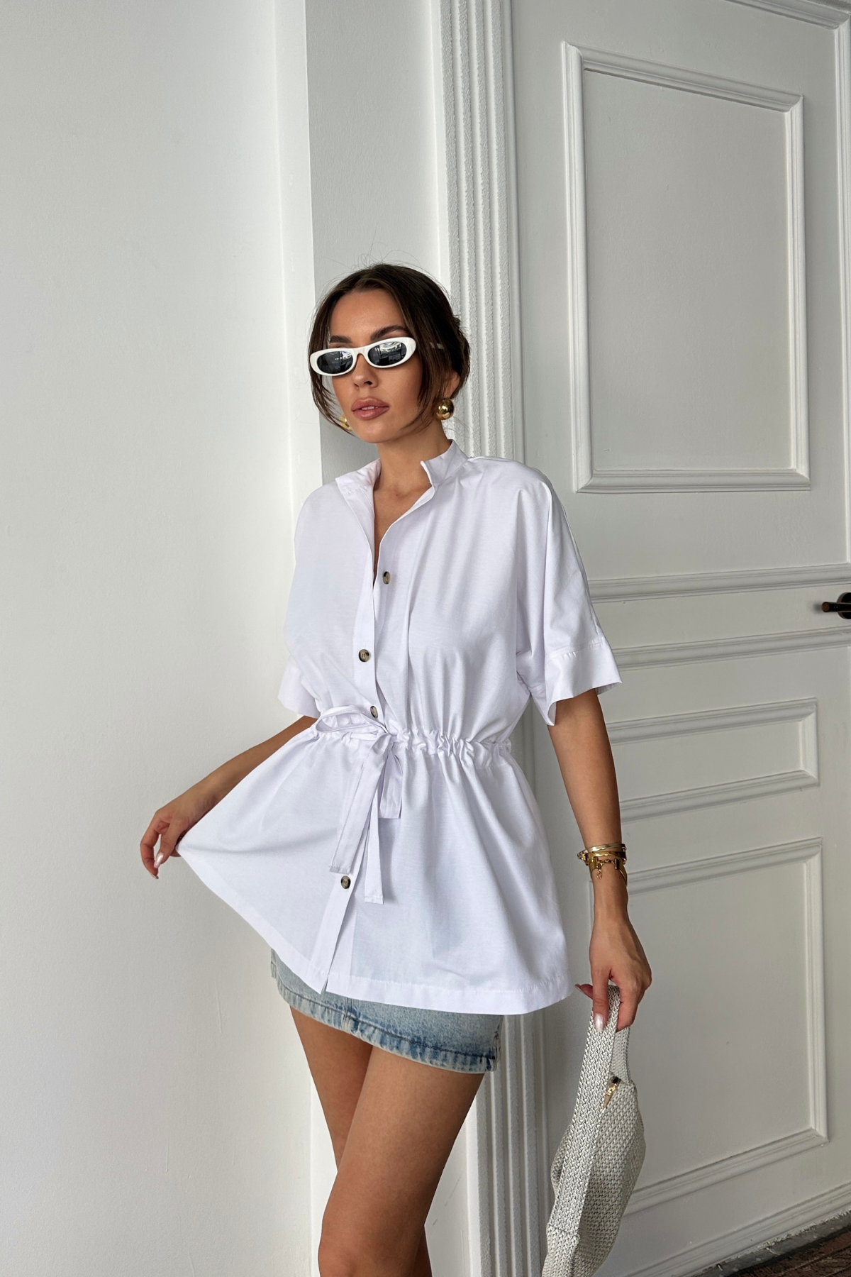 BEL BÜZGÜ DETAYLI POPLİN GÖMLEK - Beyaz