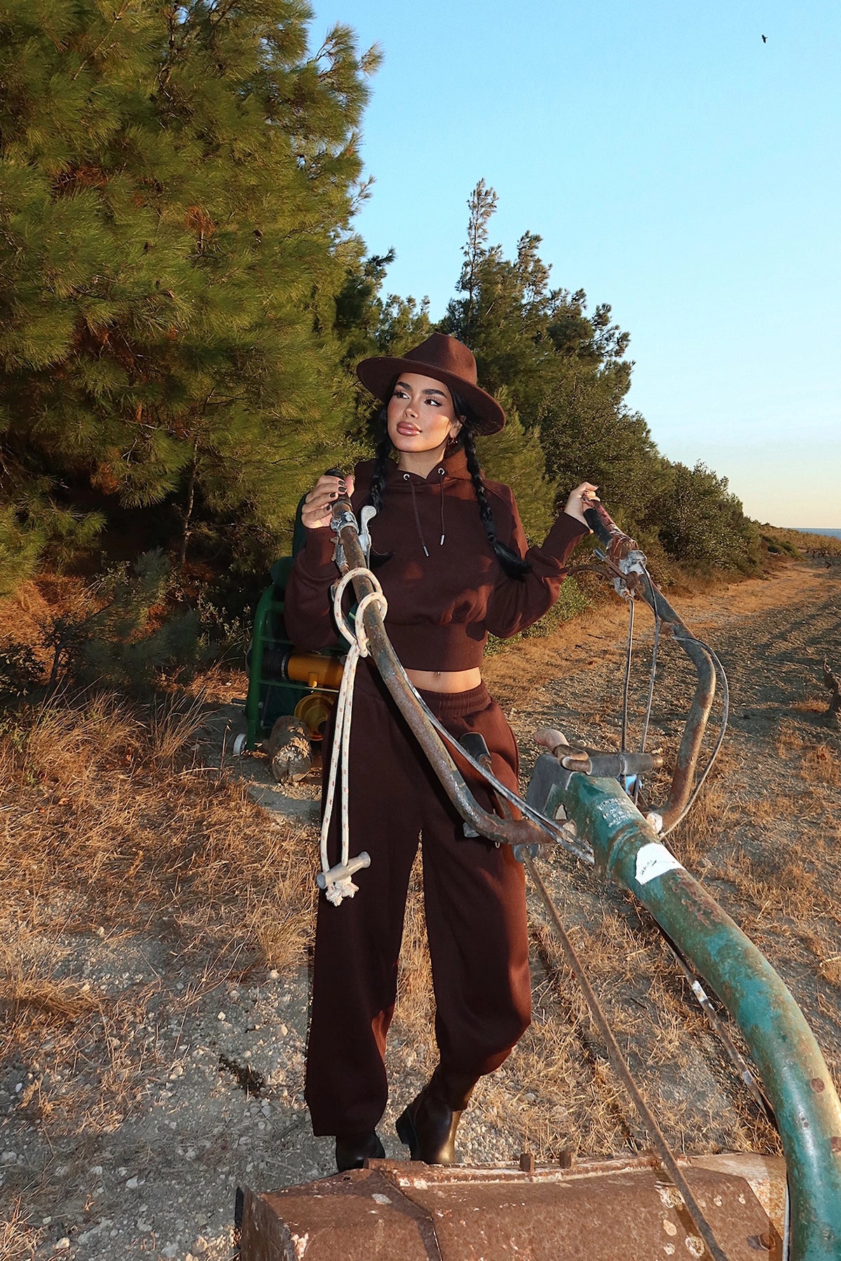Kahverengi Scarf Kapşonlu Eşofman Takım
