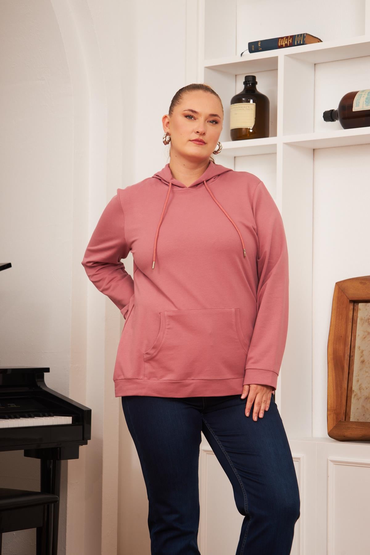 Kapşonlu Büyük Beden Gülkurusu Sweatshirt