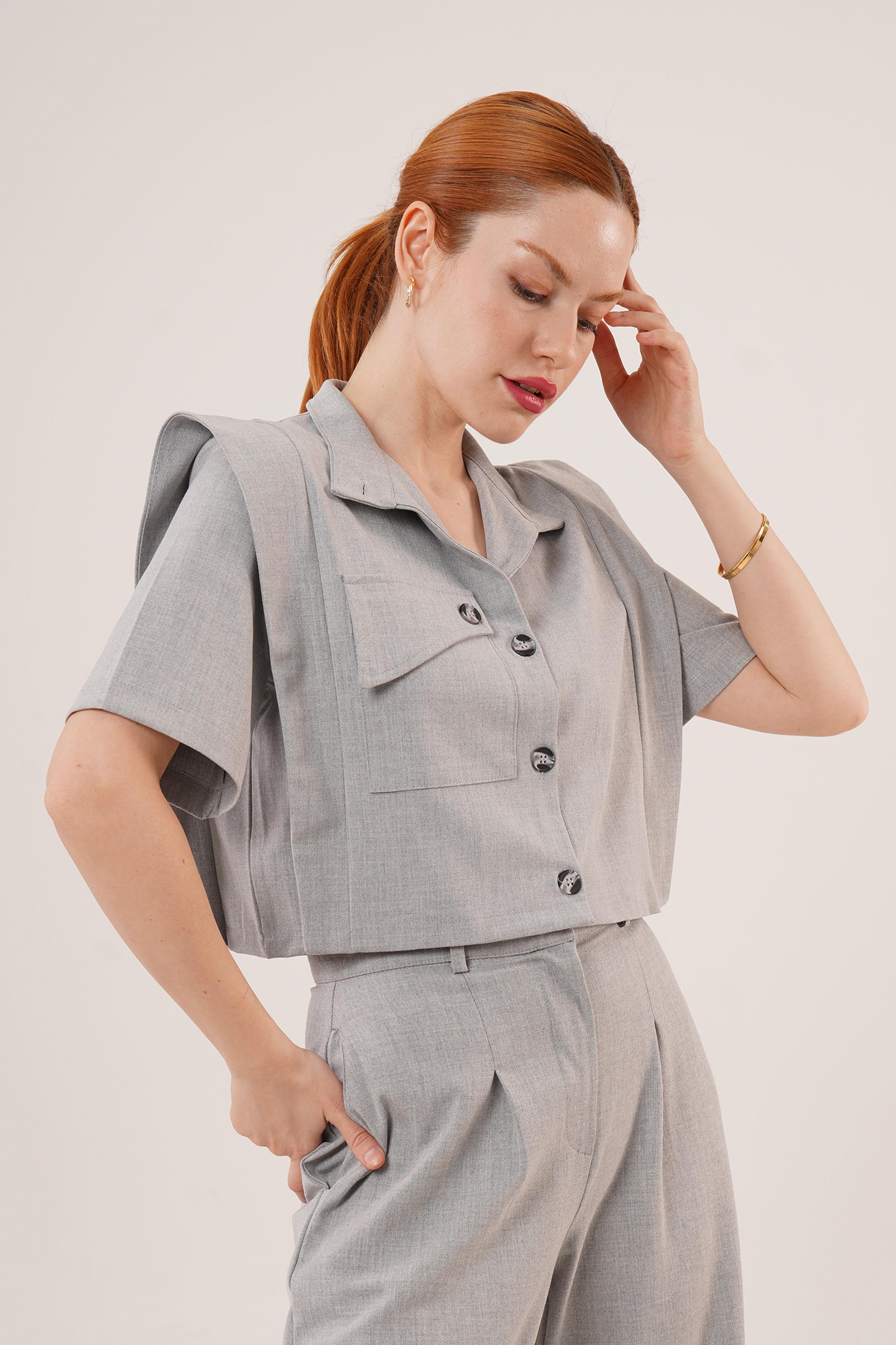 Cepli Düğmeli Bluz Ve Diz Detaylı Pantolon Gri Toptan İkili Takım