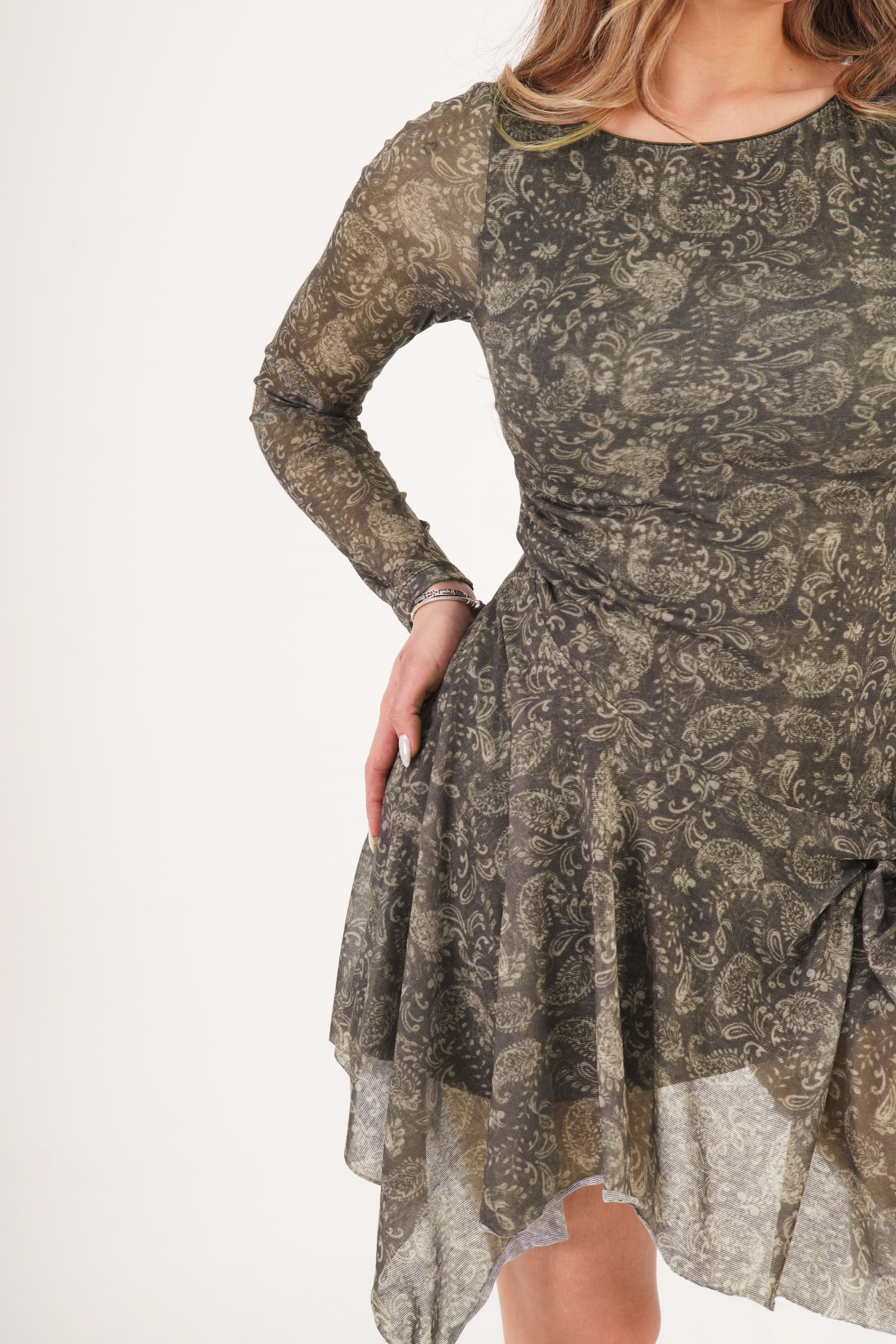 Desenli Asimetrik Kesim Tüllü Toptan Haki Elbise