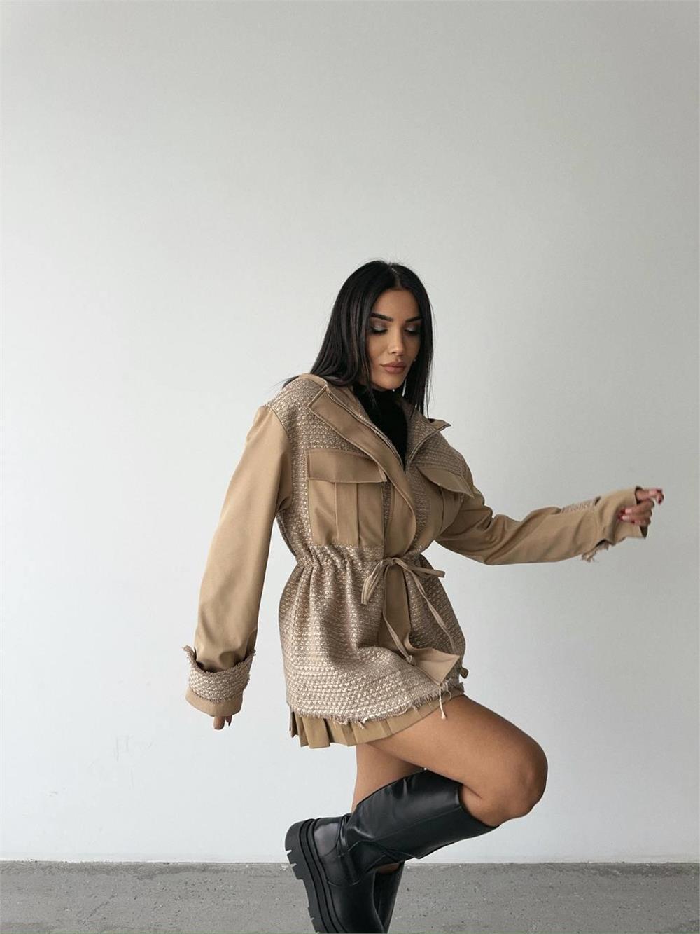 CHANEL -TRENCH GARNİLİ KAPİŞONLU BELDEN BÜZGÜLÜ MONT - Bej