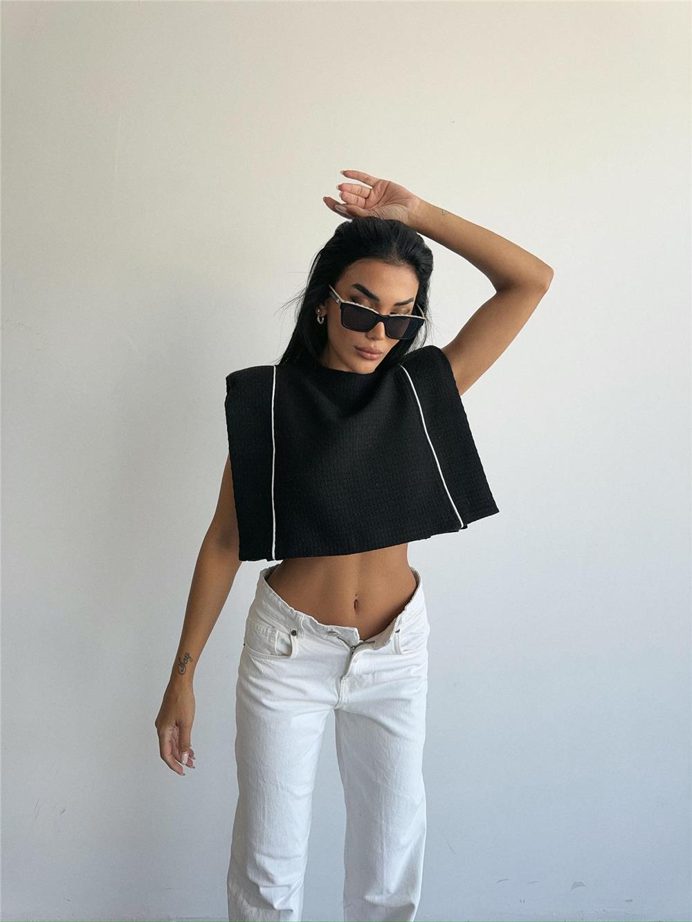 CHANEL VATKALI CROP BLUZ - Siyah