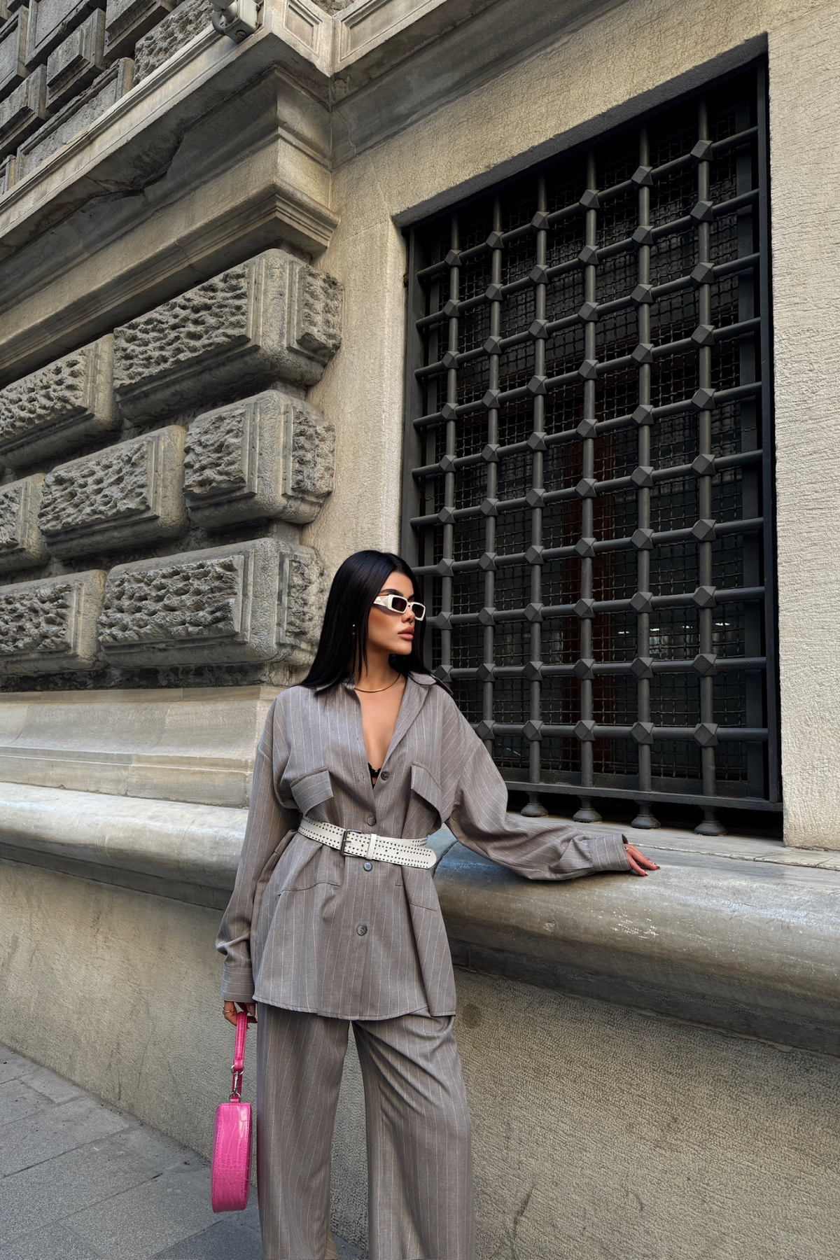 ÇİZGİLİ ARKA TASARIM DETAYLI GÖMLEK-PANTOLON TK - Gri