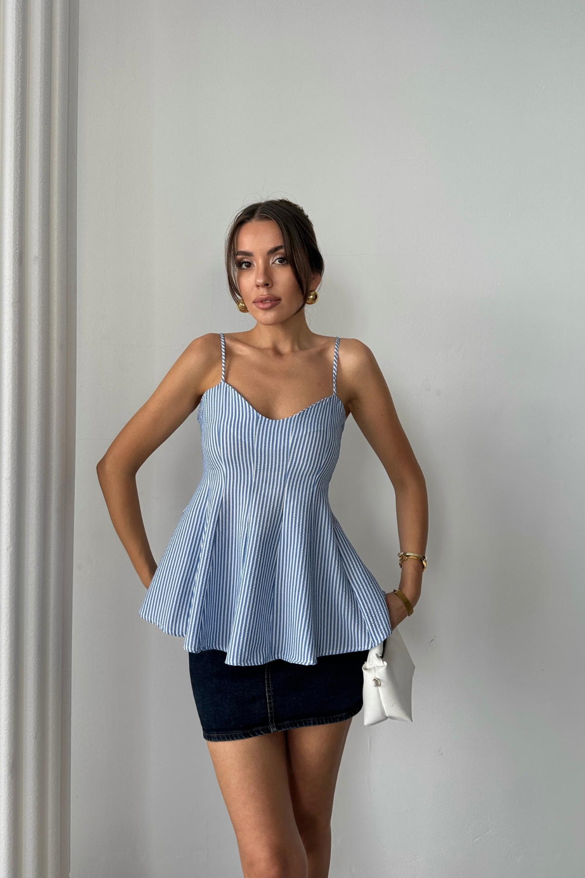 ÇİZGİLİ GOFRE ASKILI PENS DETAYLI BLUZ - Mavi