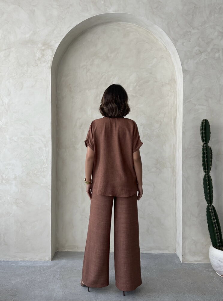 Çiçek Detaylı Pantolon