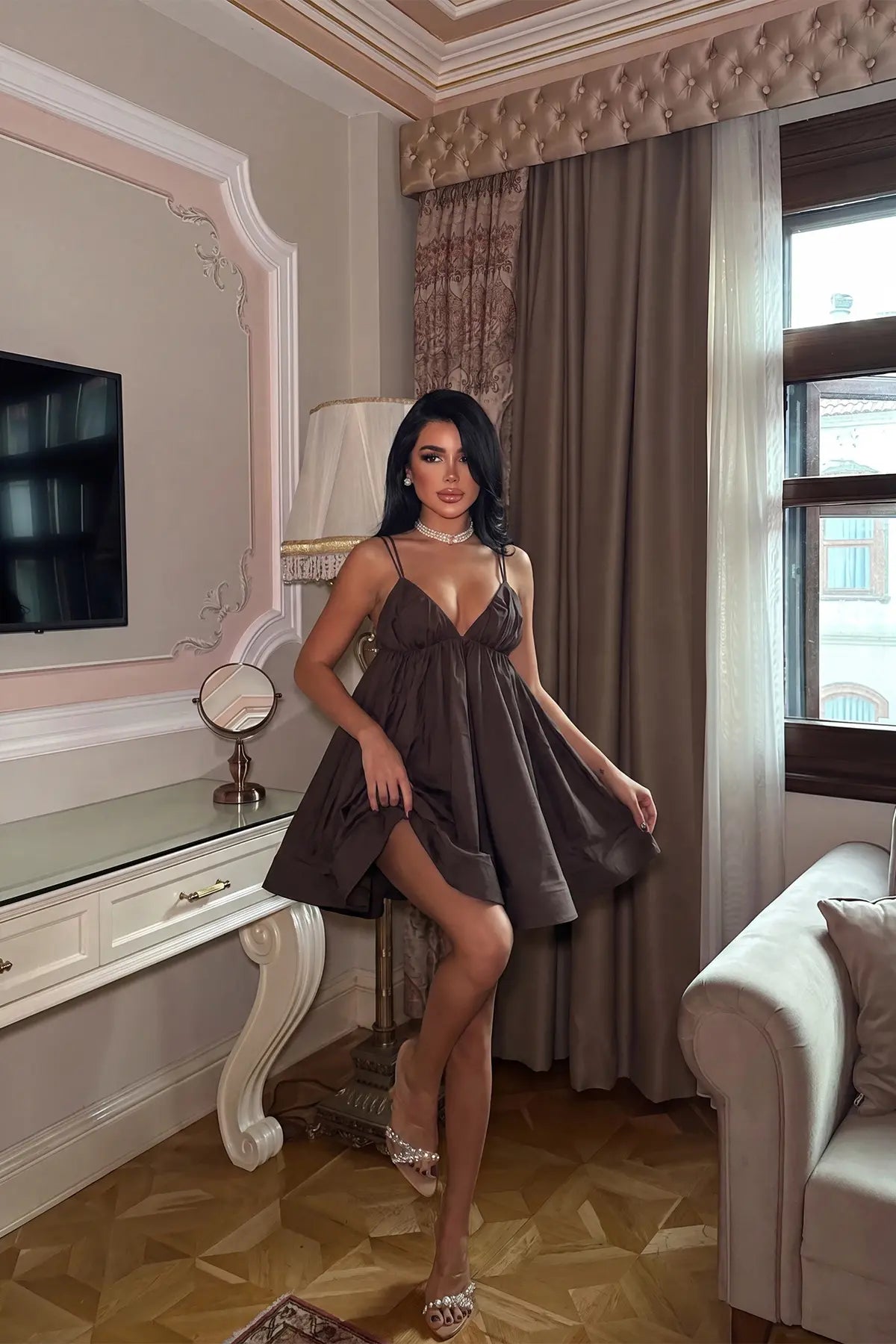 Acı Kahve Askılı Mini Elbise