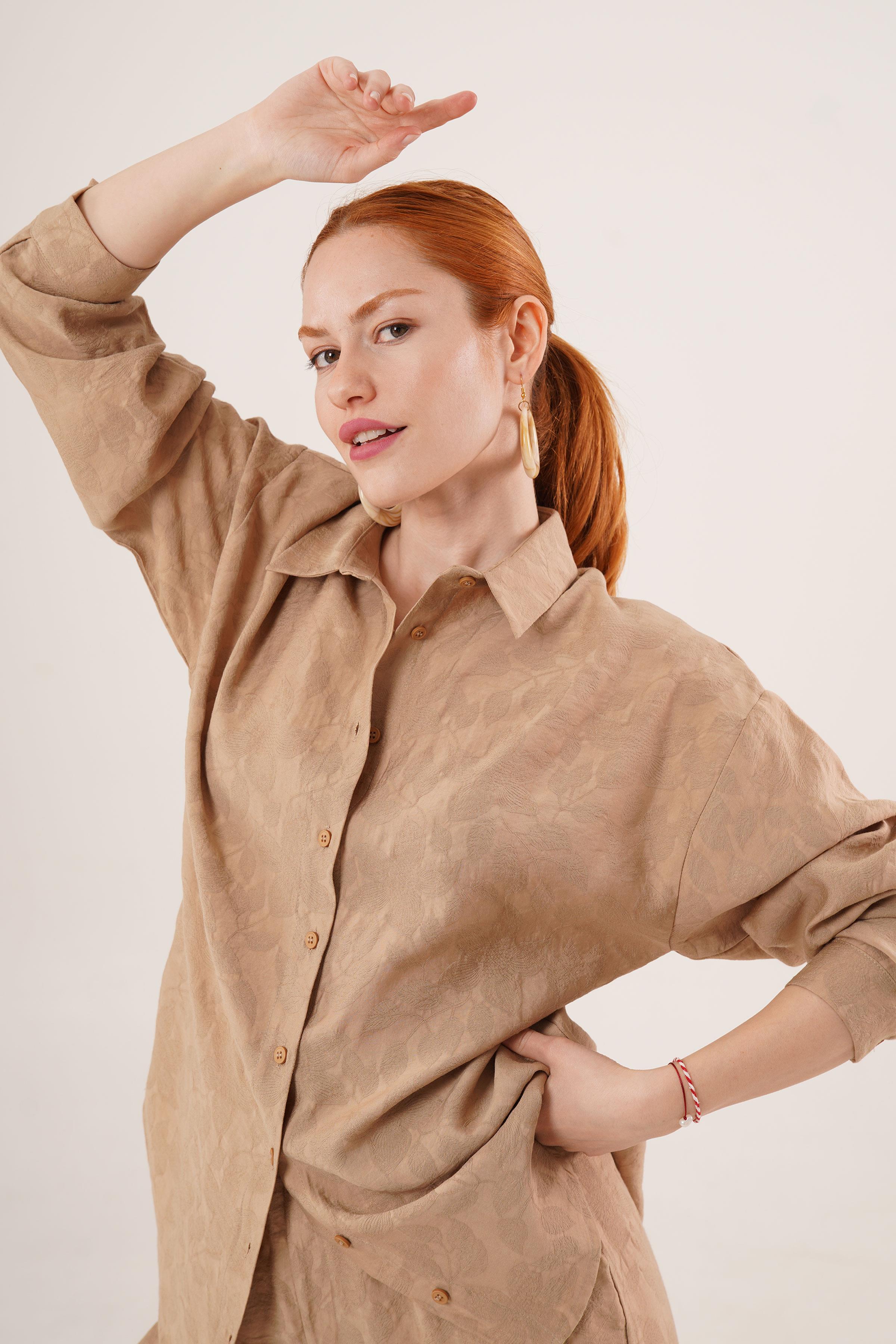 Desenli Gömlek Ve Pantolon Toptan Camel İkili Takım