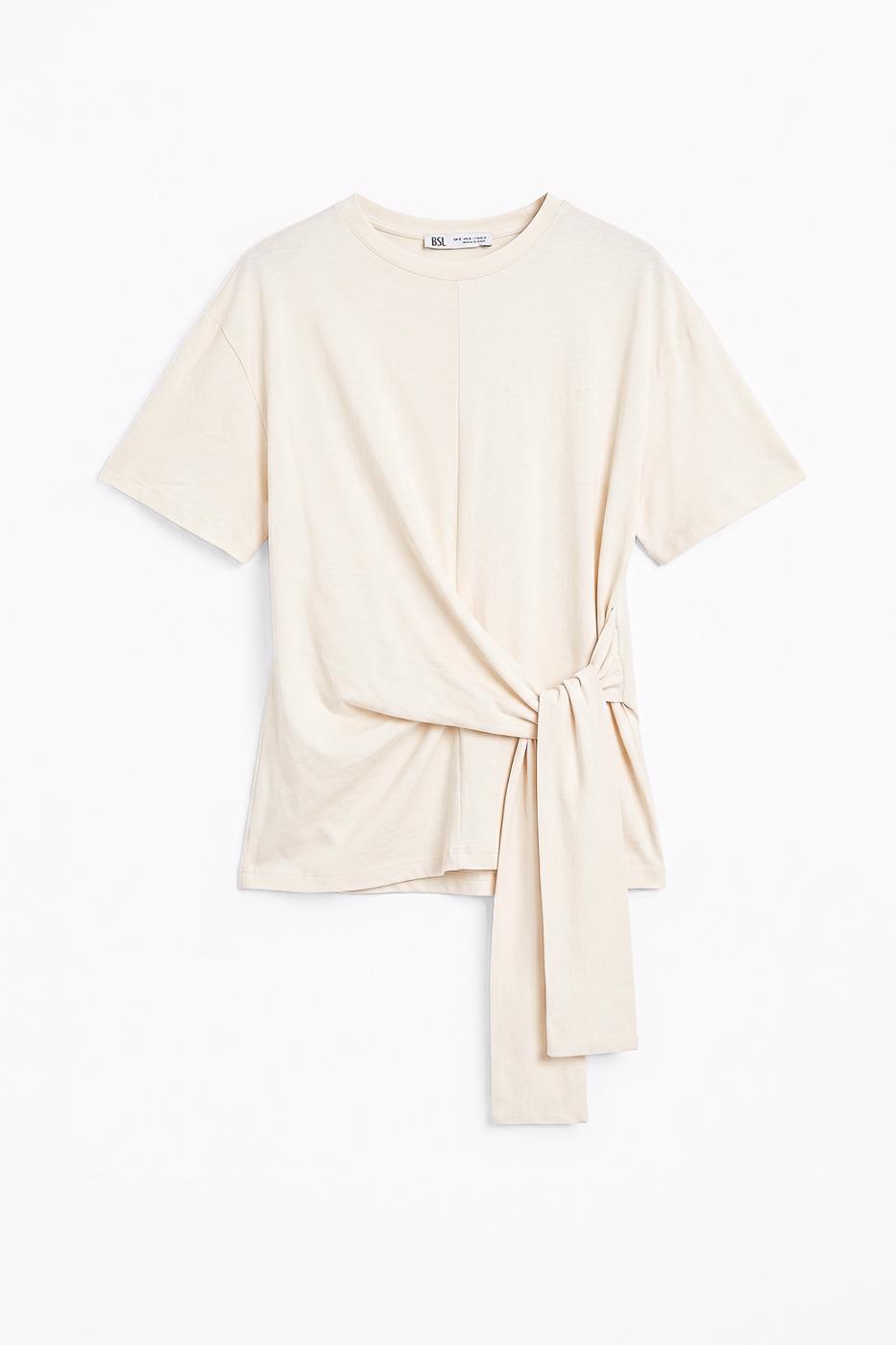 Knotted and Short Sleeve T-shirt