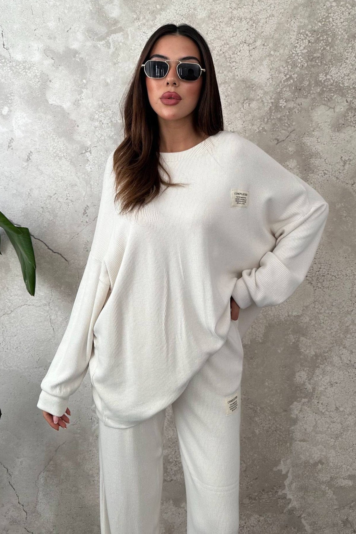 Ekru Salaş Sweat Ve Pantolon