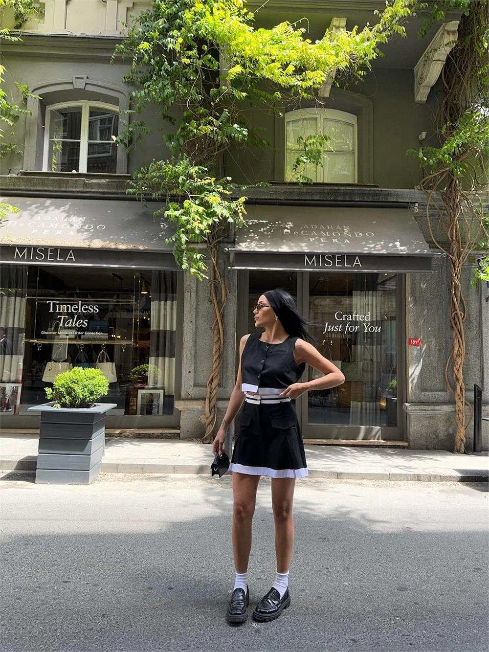 ETEKUCU ŞERİTLİ YELEK - TENİS ETEK TAKIM - Siyah