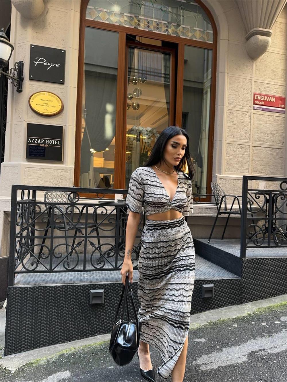 FİLE DANTEL BLUZ - YIRTMAÇLI ETEK TAKIM - Bej