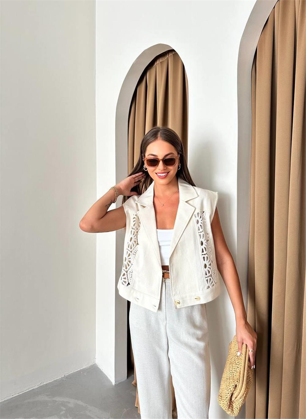 GABARDİN YELEK DANTEL DETAYLI - Ham