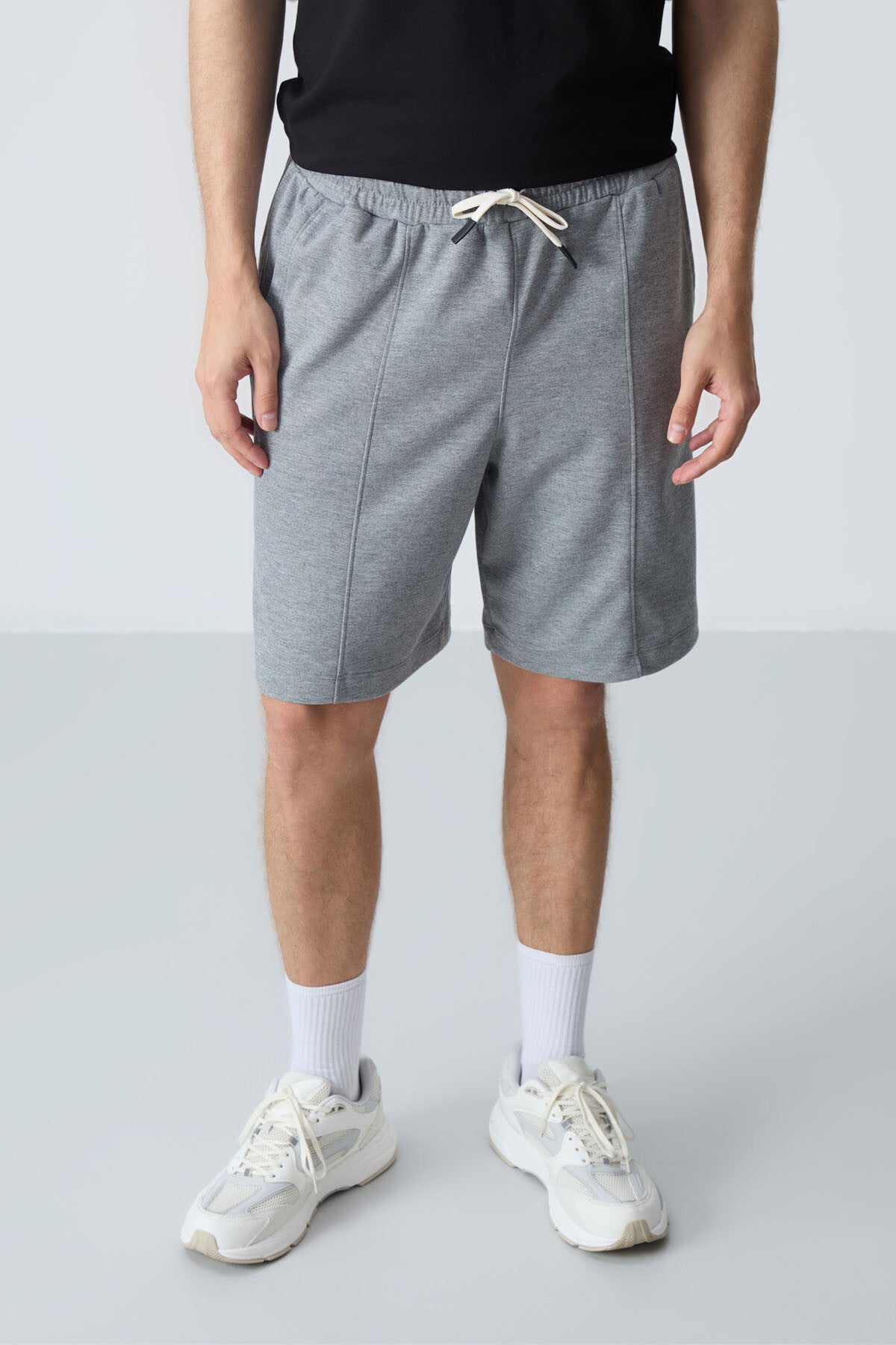 Gri Melanj Pamuklu Kalın Yumuşak Dokulu Standart Fit Basic Erkek Şort  - 81277