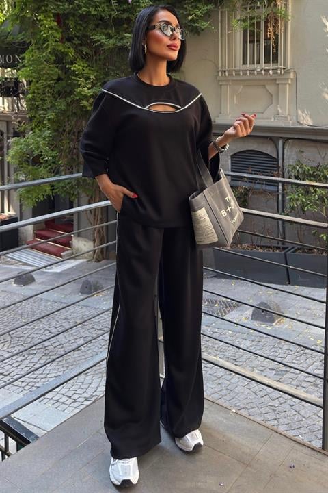 Göğüs Pencereli ve Aksesuar Detaylı Modal Takım 10255 SİYAH L