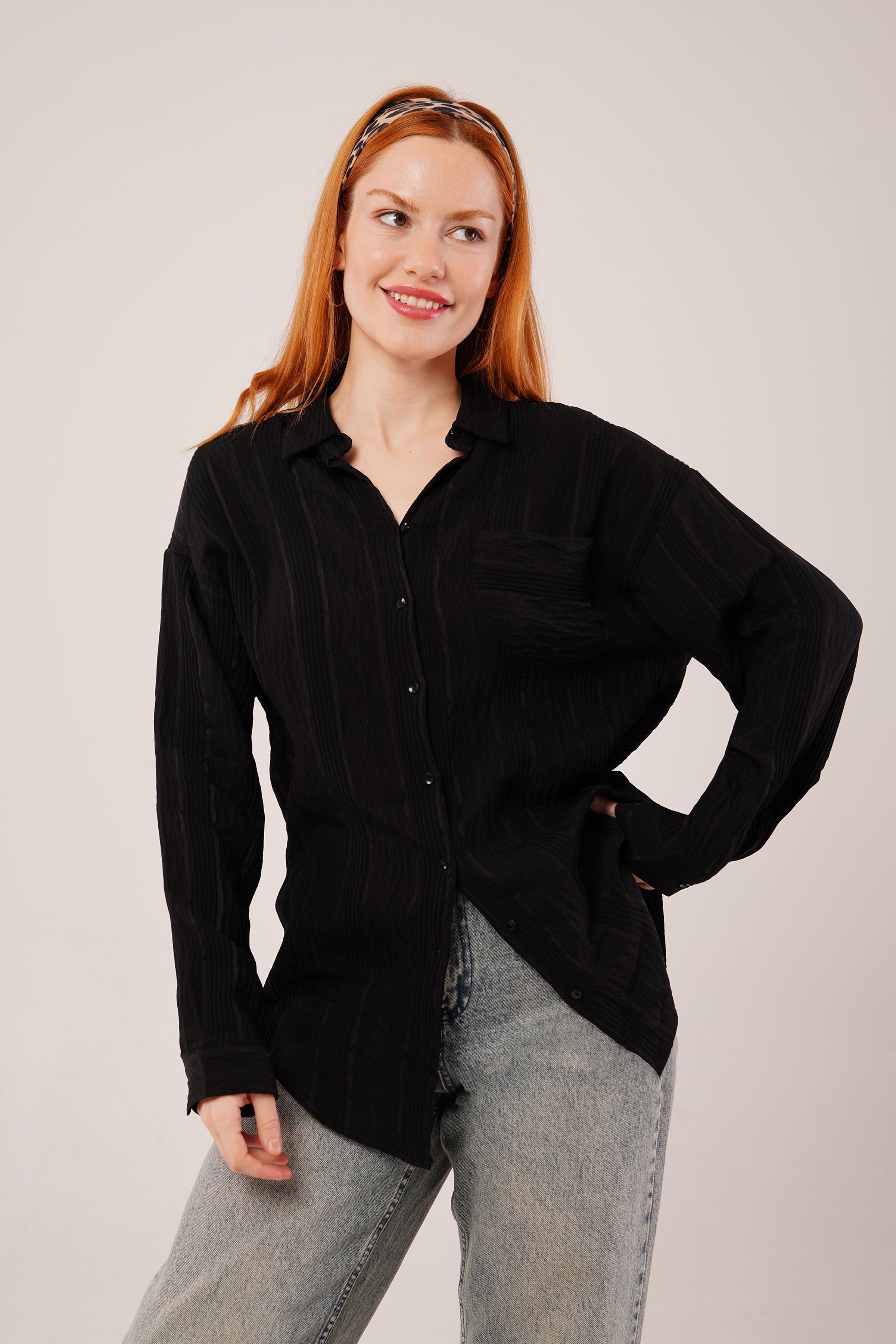 Hakim Yaka Çizgili Cep Detaylı Toptan Siyah Gömlek Siyah S