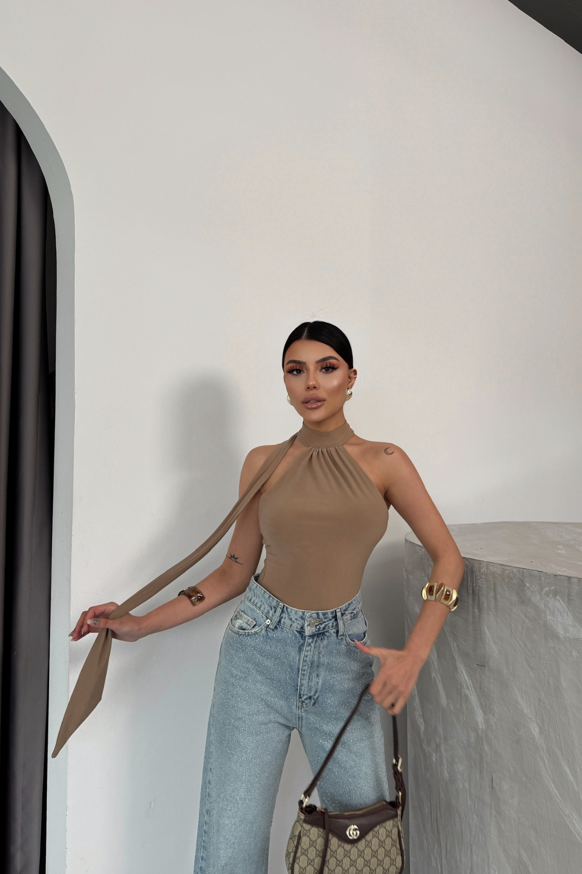 HALTER YAKA SANDY BODYSUİT - Bej