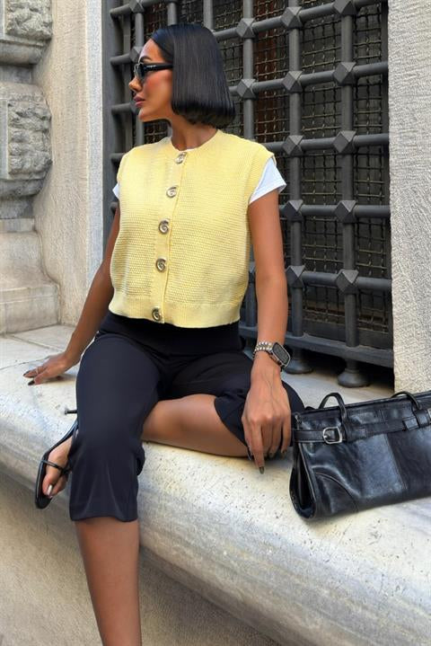 Helios Gold Düğmeli Triko Yelek 5186