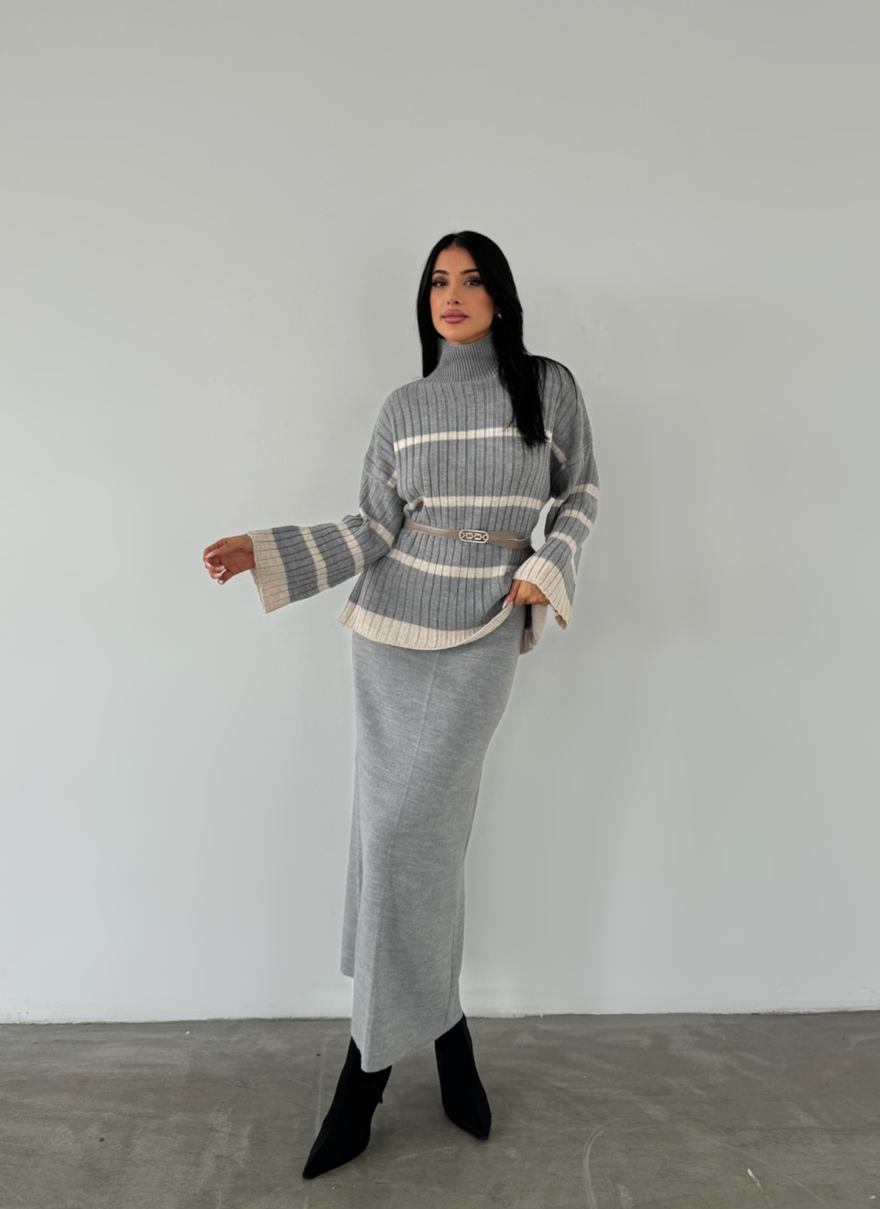 Balıkçı Yaka Etekli Triko Takım 1500