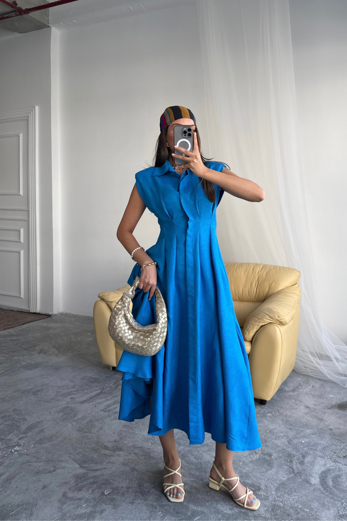 JAKARLI KETEN ELBİSE ÖNDEN YIRTMAÇLI CEPLİ - Saks