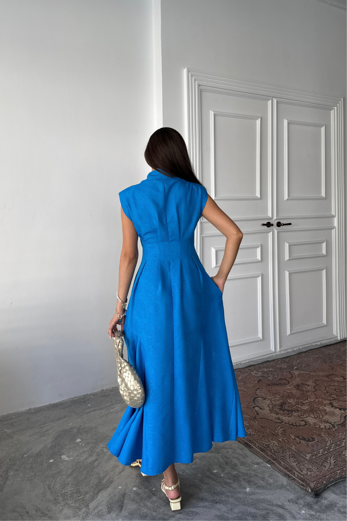 JAKARLI KETEN ELBİSE ÖNDEN YIRTMAÇLI CEPLİ - Saks