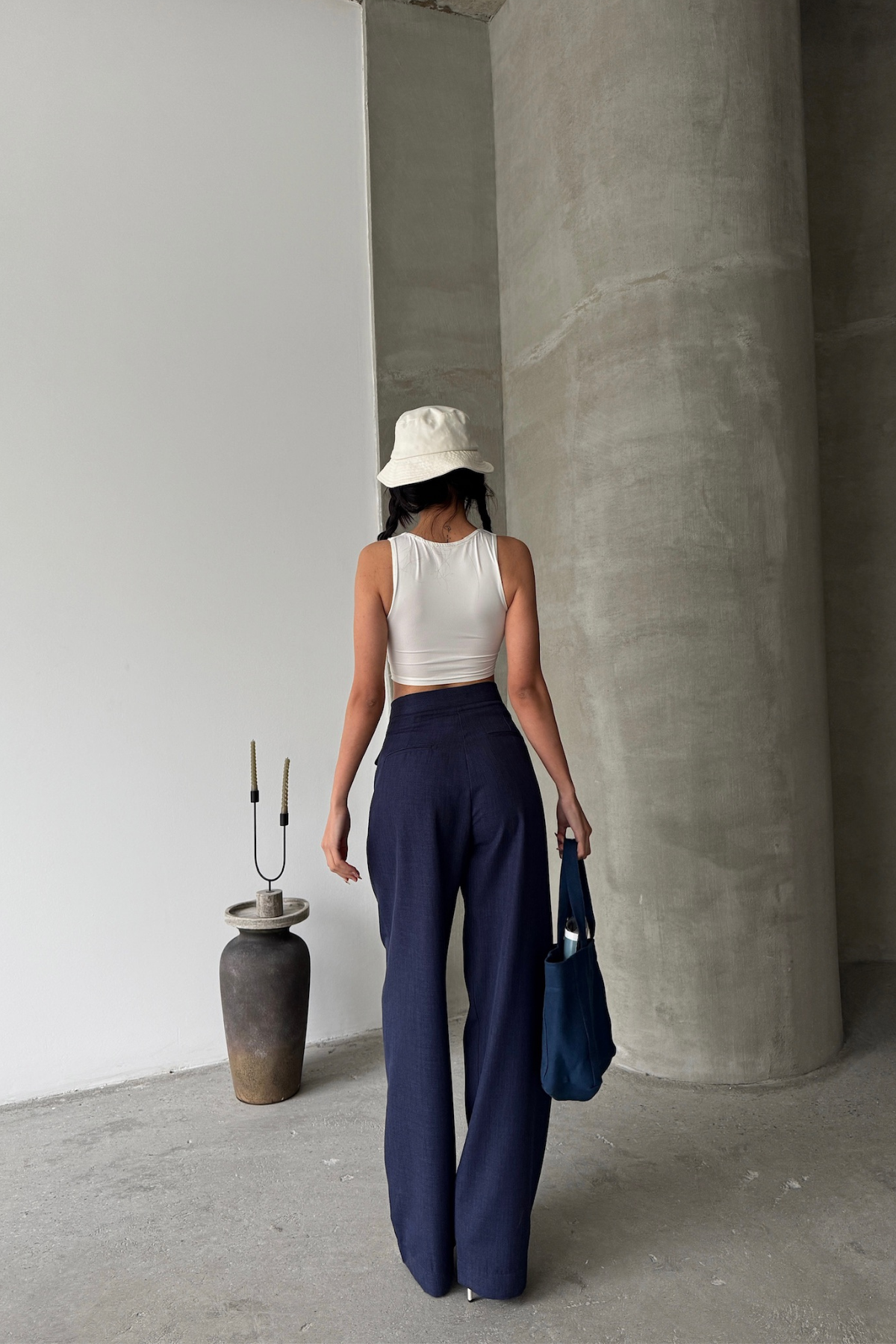 KAPALI GENİŞ PİLE CEP KAPAK DETAYLI PANTOLON - Lacivert