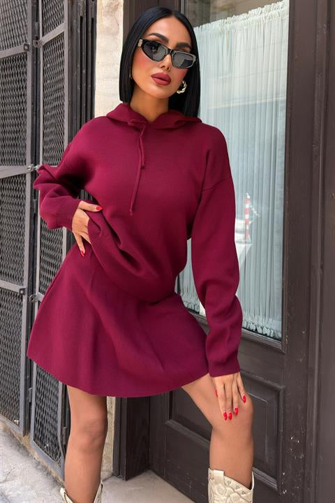 Kapüşonlu ve Etekli Triko Takım 10224