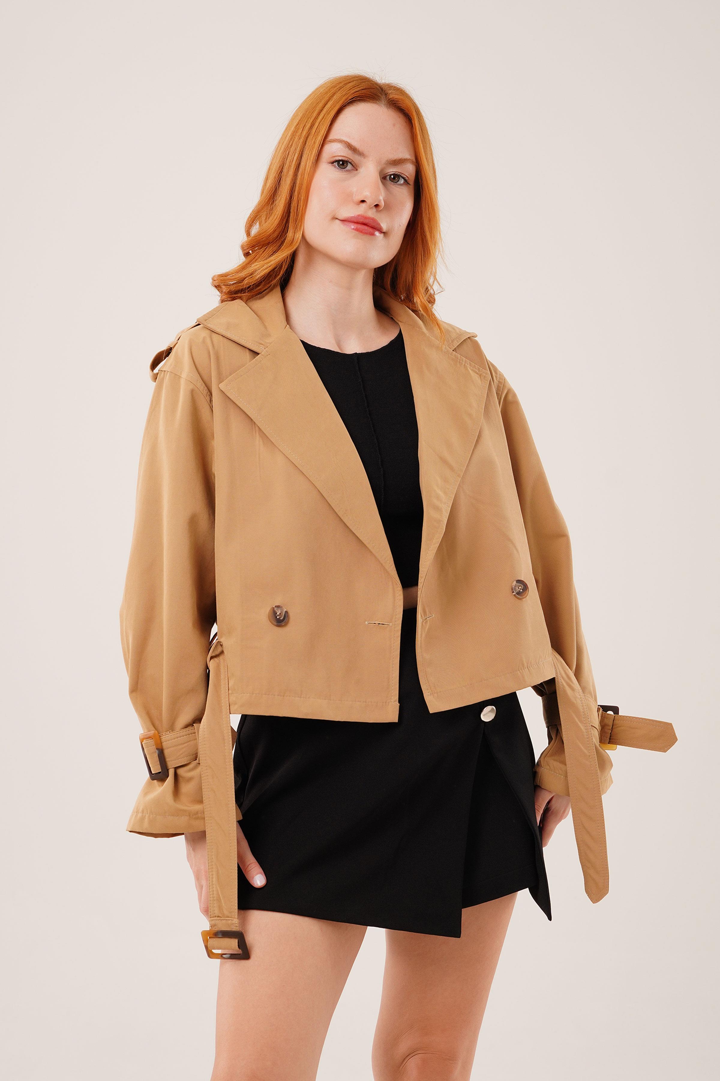 Kemerli Kruvaze Kısa Camel Toptan Trençkot