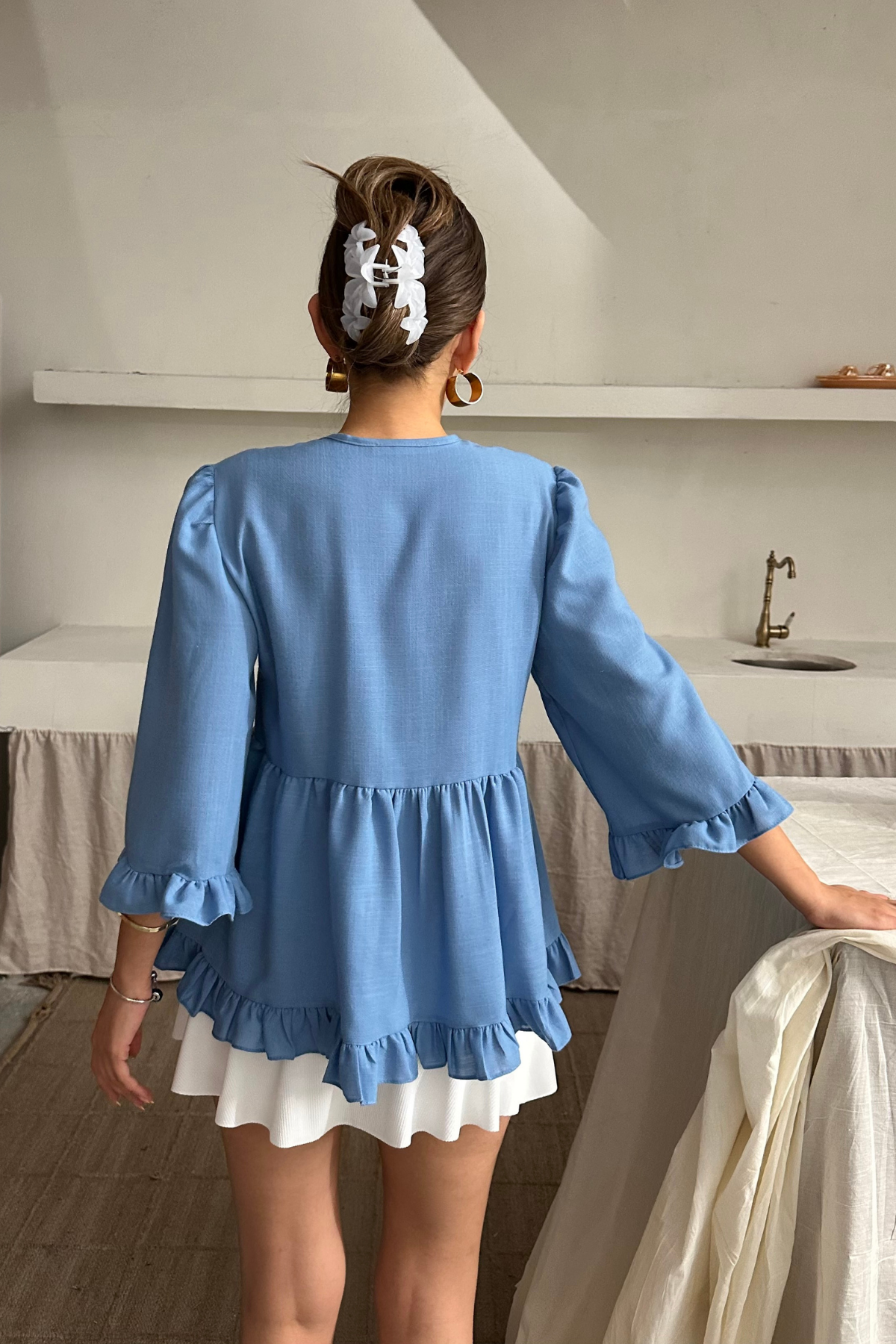 KETEN BLUZ ÖNDEN BAĞLAMALI FIRFIR DETAYLI - Mavi