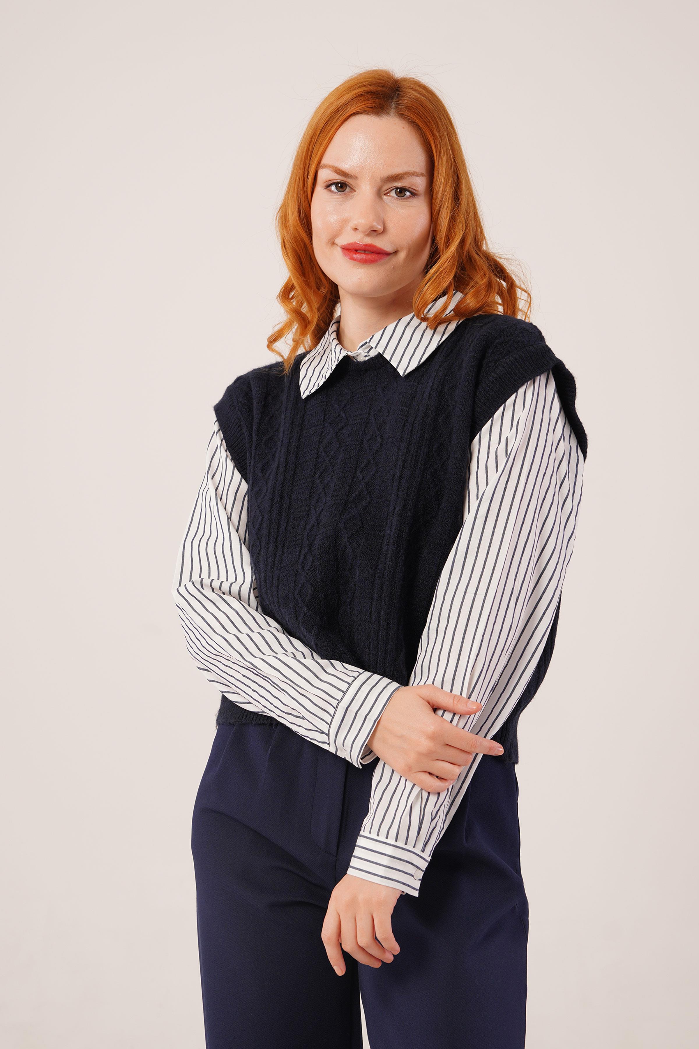 Kol Ve Yaka Gömlek Detaylı Lacivert Toptan Triko Kazak Lacivert STD