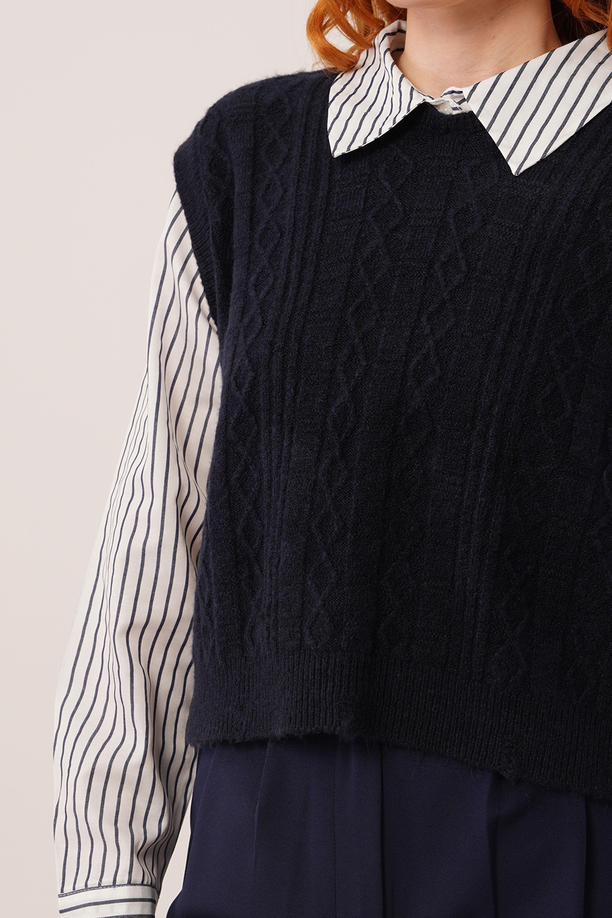 Kol Ve Yaka Gömlek Detaylı Lacivert Toptan Triko Kazak