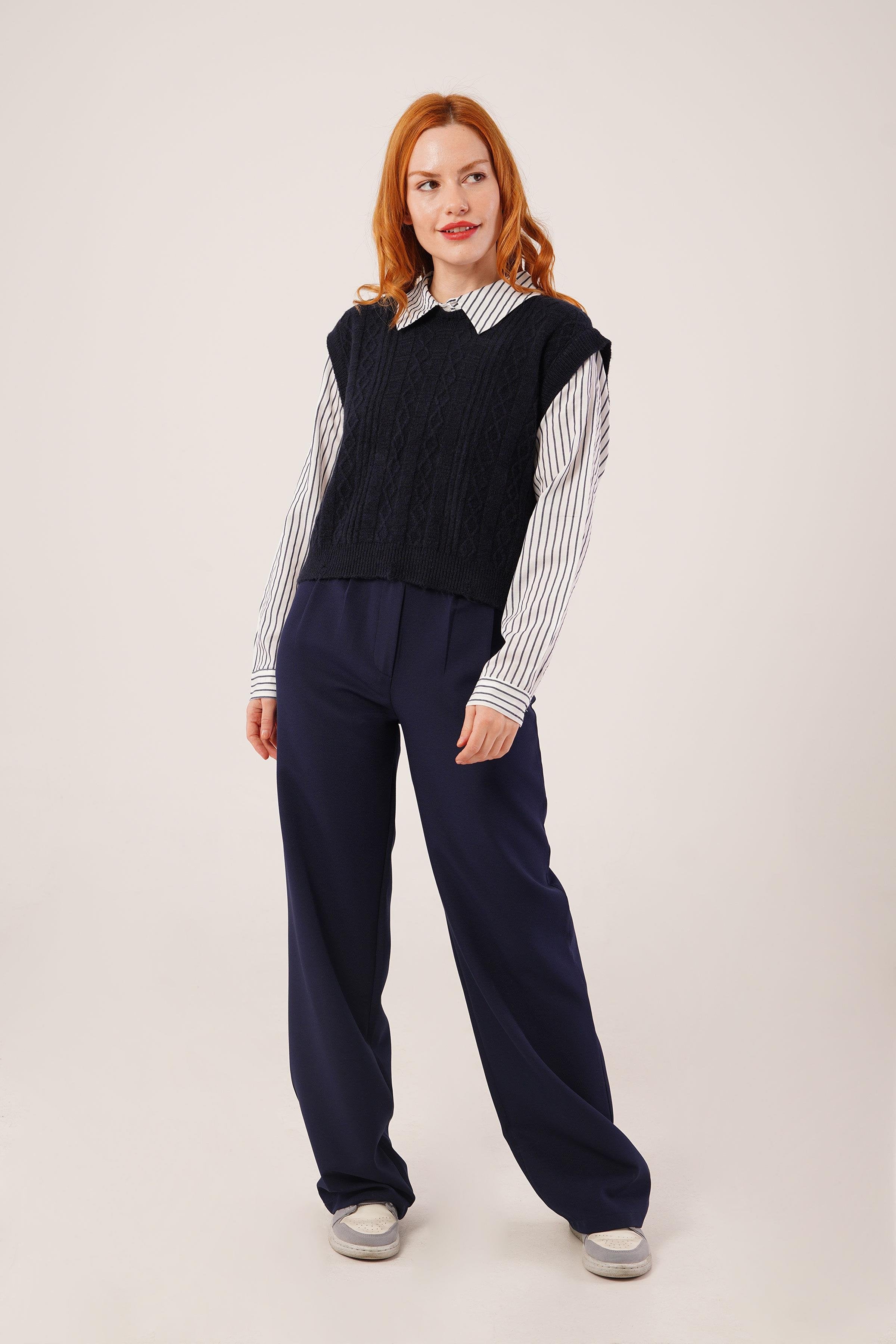 Kol Ve Yaka Gömlek Detaylı Lacivert Toptan Triko Kazak