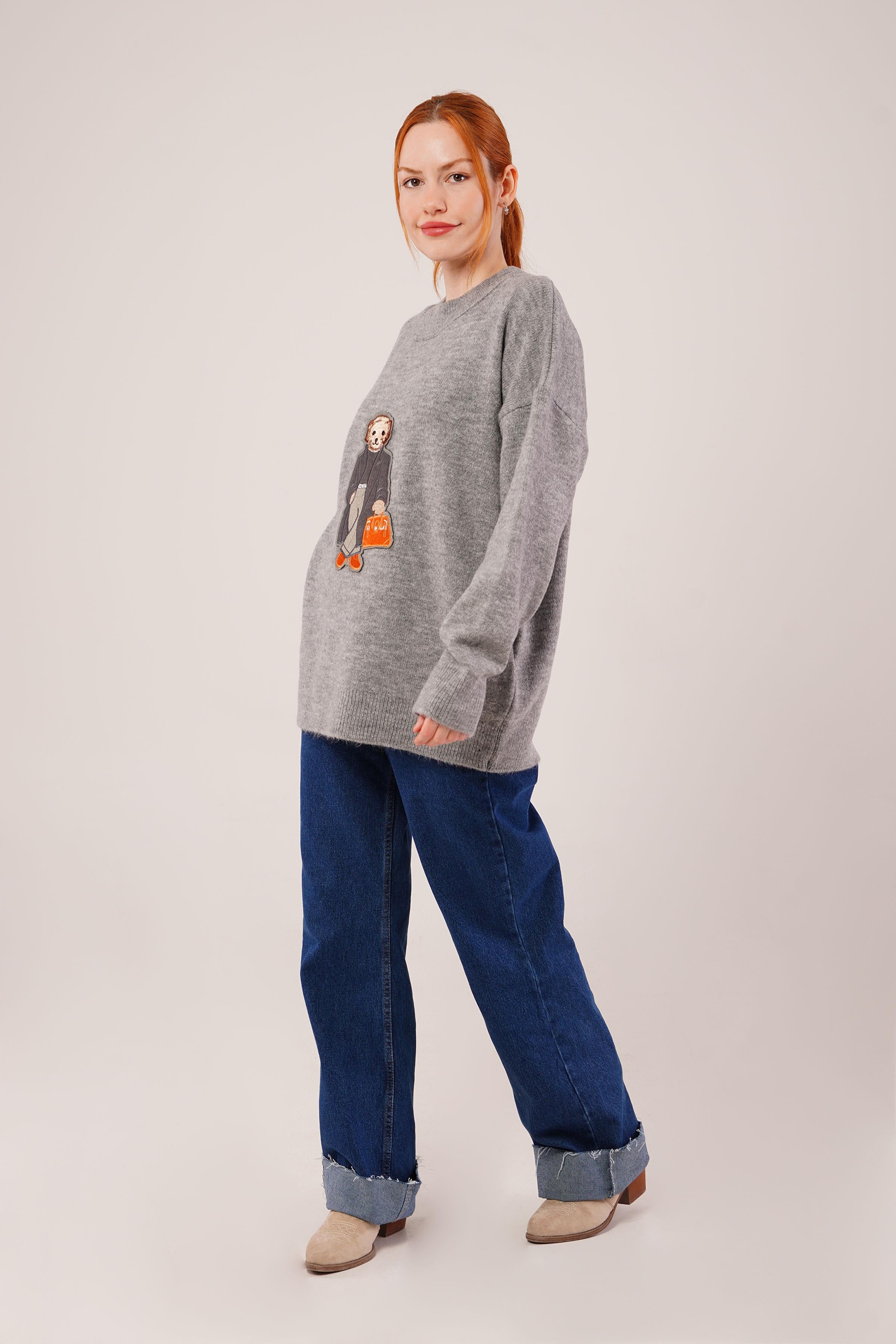 Nakış Detaylı Toptan Gri Triko Kazak