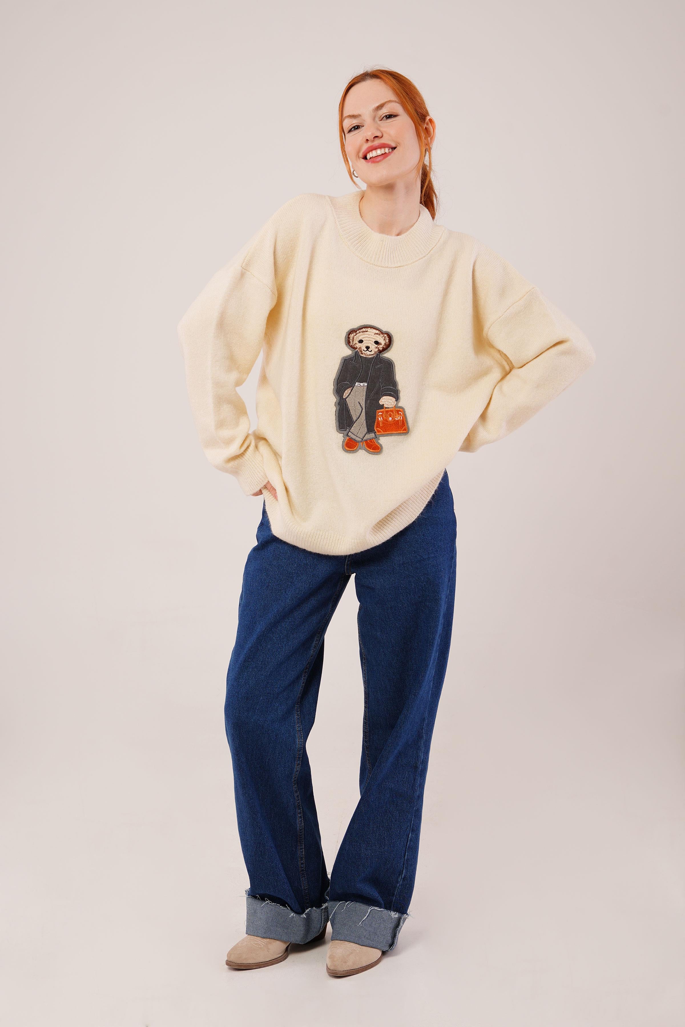 Nakış Detaylı Toptan Krem Triko Kazak