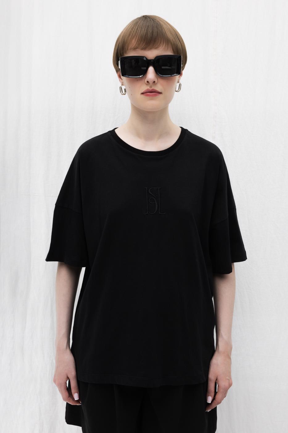 Embroidered Basic Tshirt
