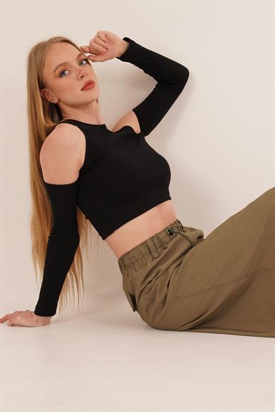 Omuz Detaylı Bisiklet Yaka Toptan Bluz Siyah